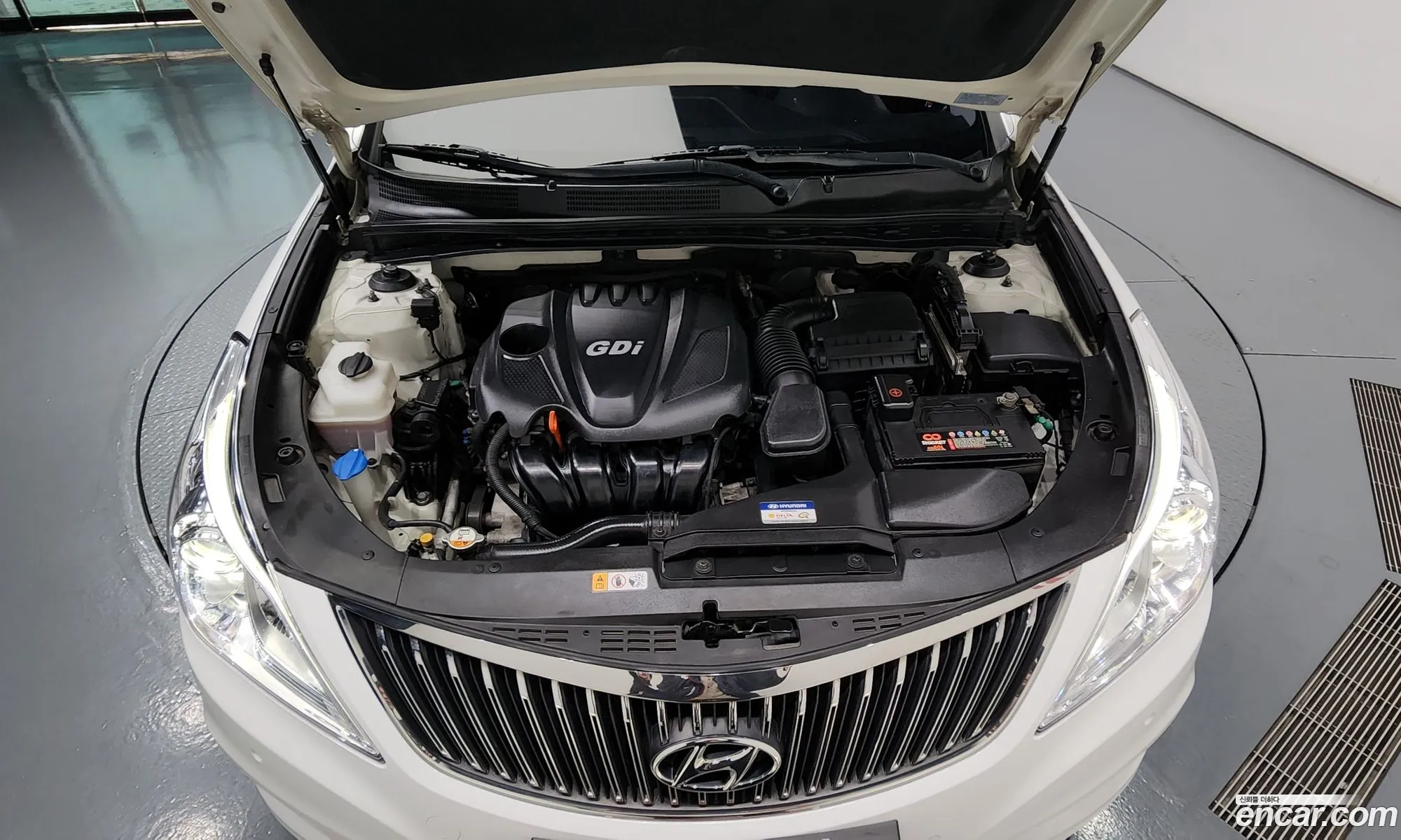 Hyundai Grandeur V Hg240 Modern 2014 - фотография 13494852
