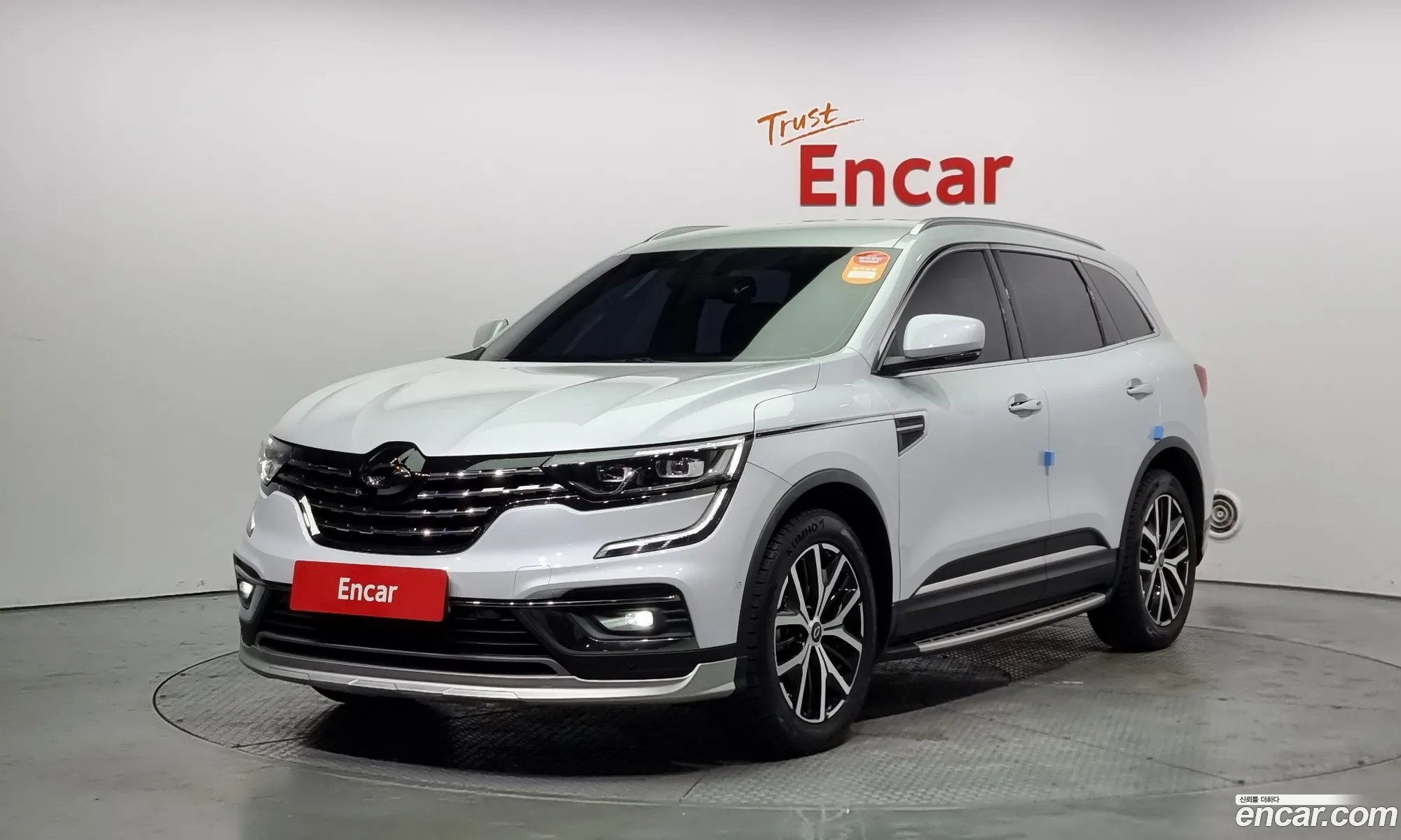 Renault Samsung Qm6 20 Lpe Re Signature 2Wd 2020 - фотография 3684797
