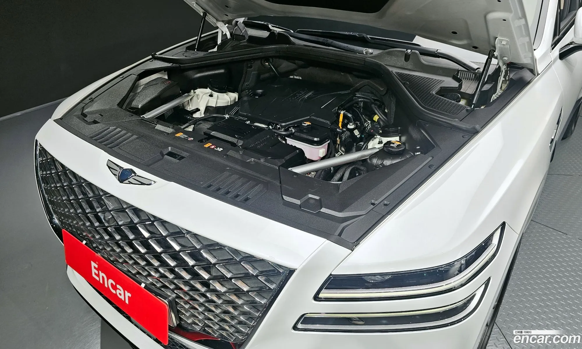 Genesis Gv80 25T Gasoline Awd 2023 - фотография 14152702