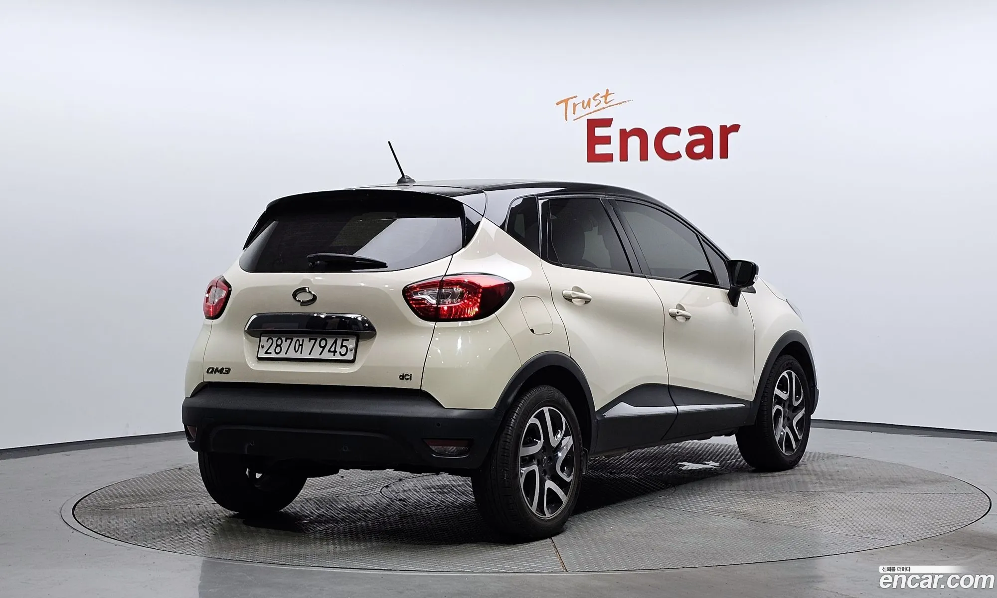 Renault Samsung Qm3 Re 2016 - фотография 3345814