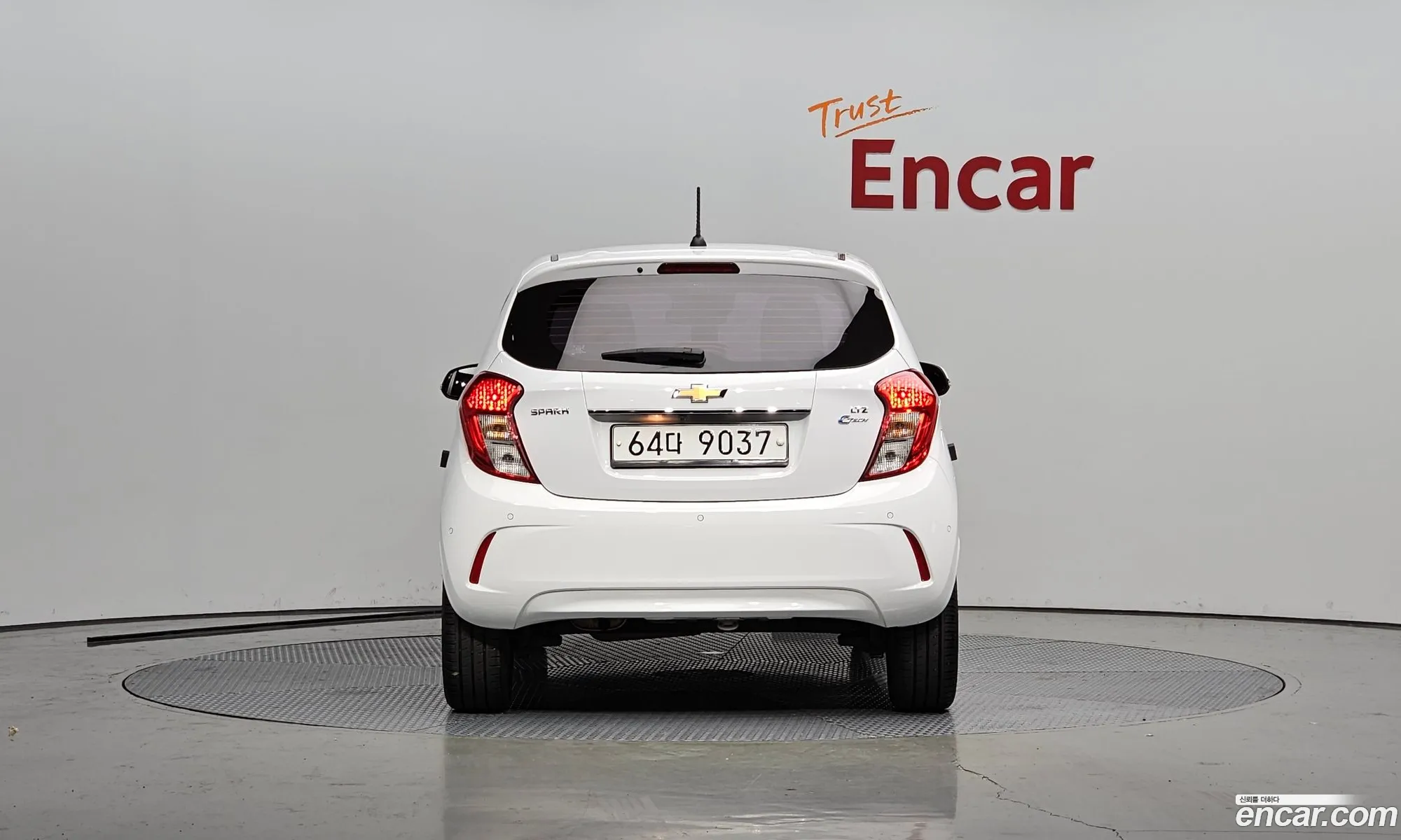 Chevrolet Spark Iv Ltz 2017 - фотография 5452503