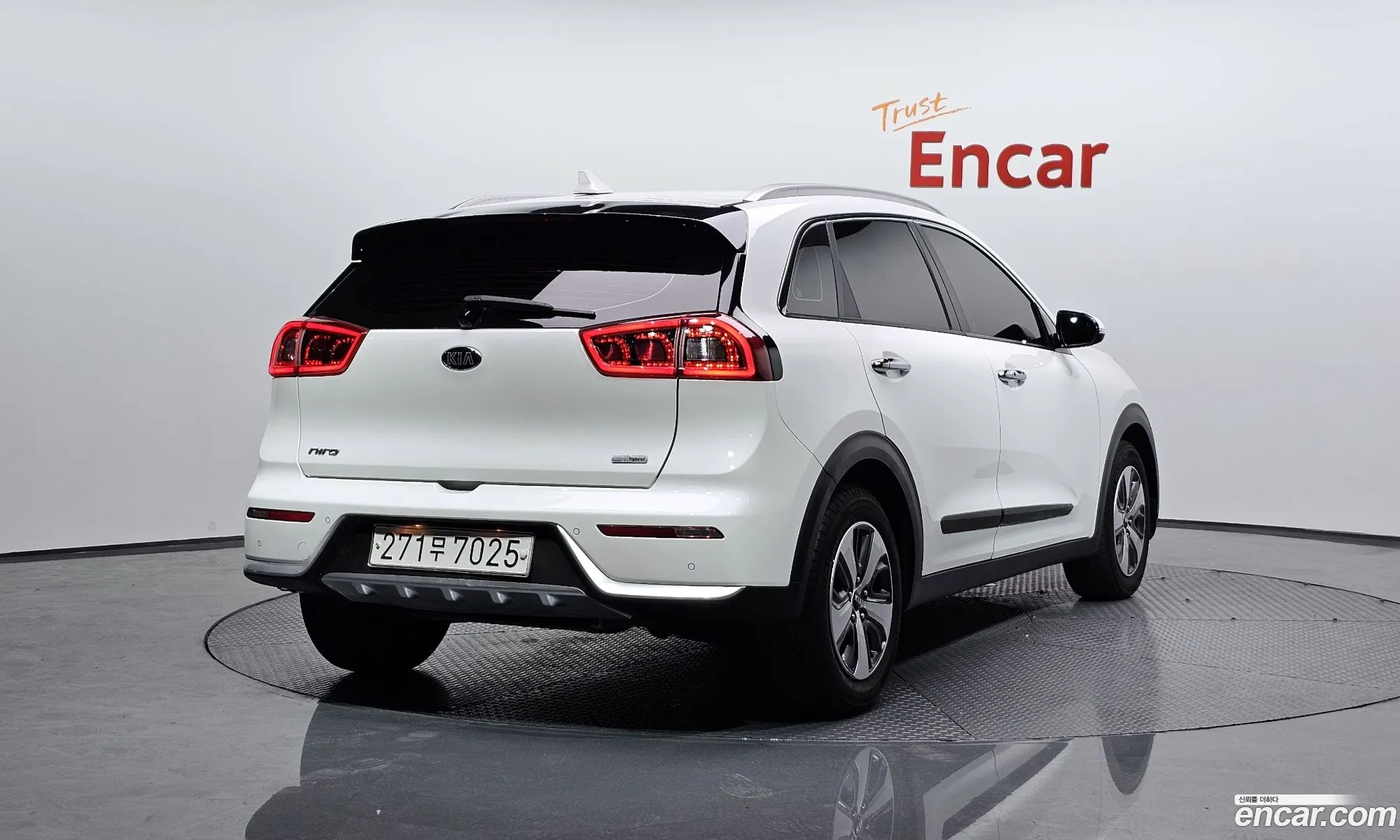 Kia Niro I Prestige 2018 - фотография 18254561