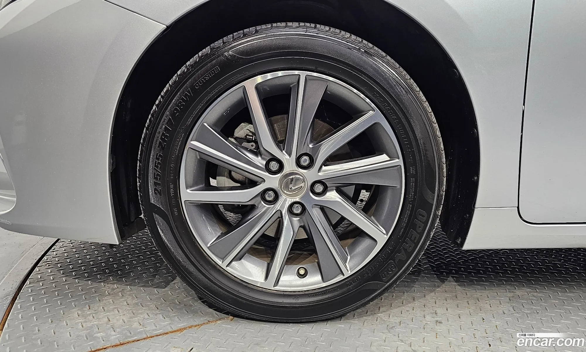 Lexus Es Vi Supreme 2016 - фотография 3710852