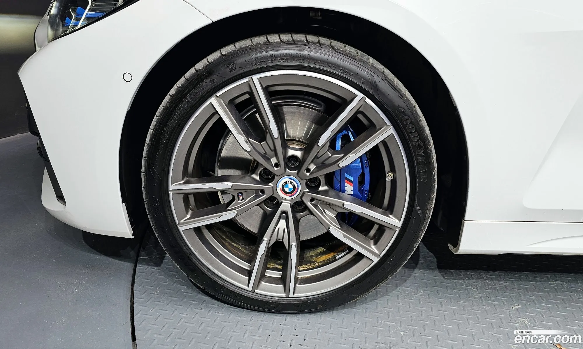BMW 4Er M440I xDrive Convertible 2023 - фотография 265972