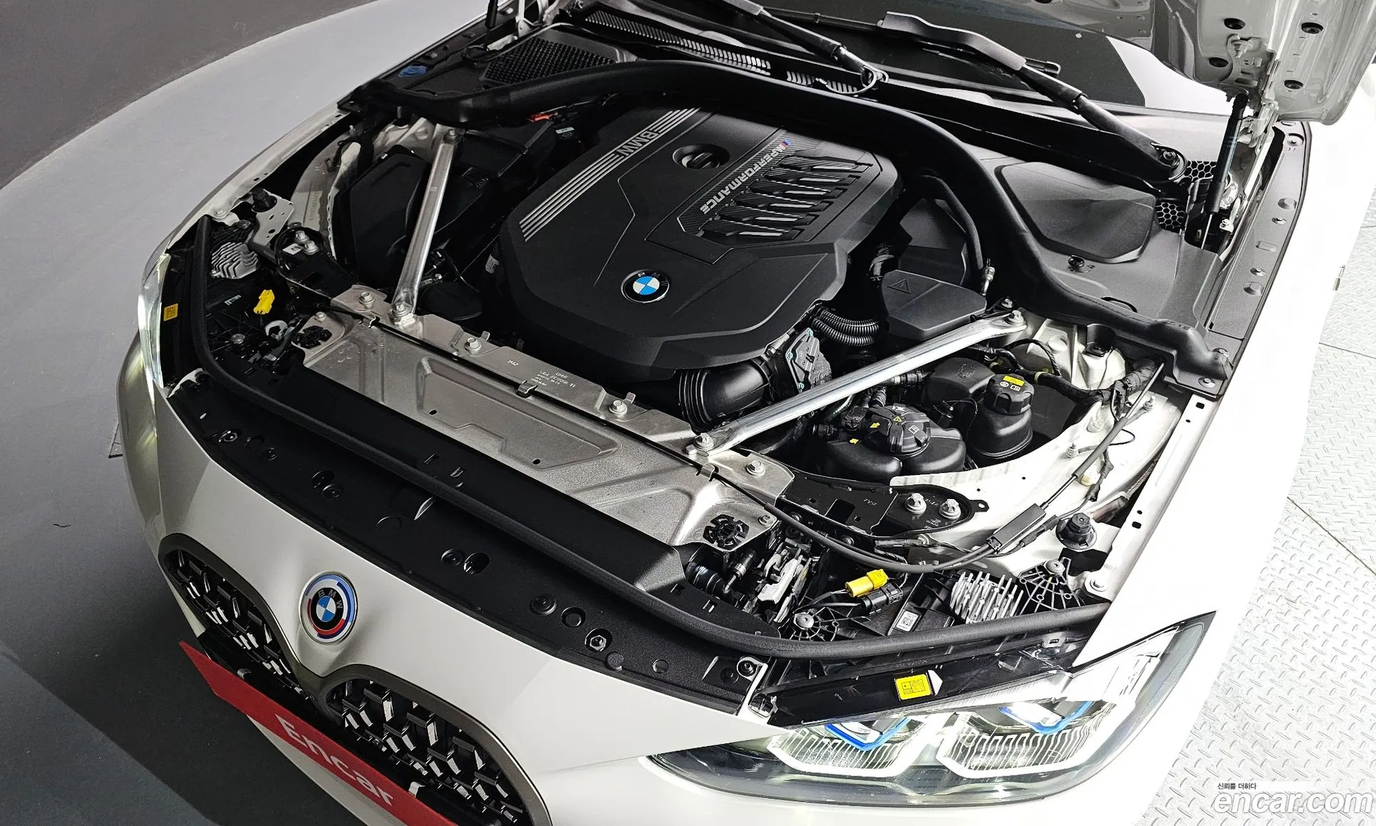 BMW 4Er M440I xDrive Convertible 2023 - фотография 265973