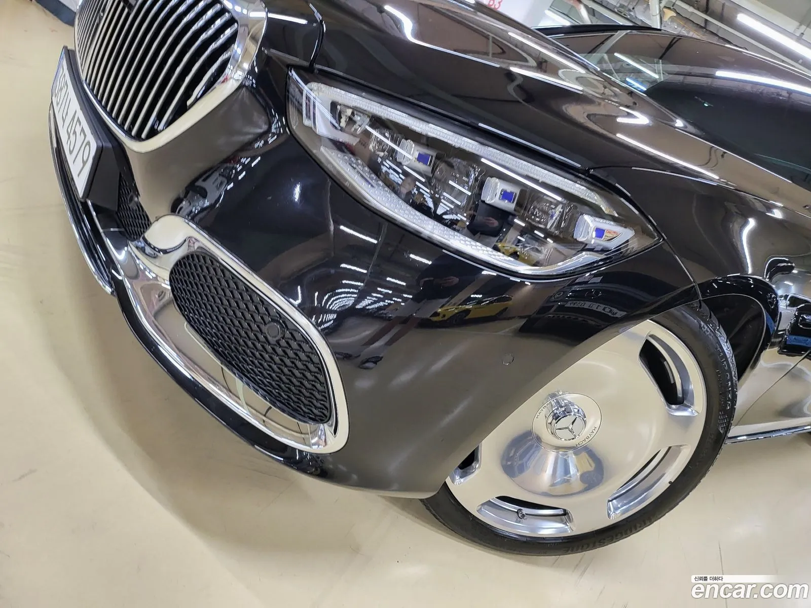 Mercedes-Benz S-Klasse Maybach S580 4Matic 2023 - фотография 12656639