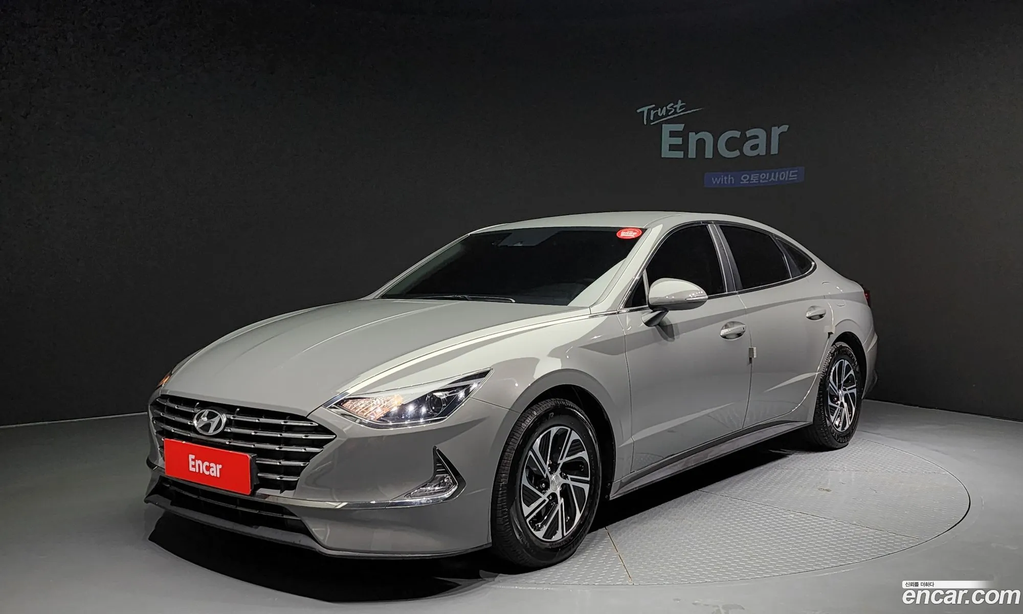 Hyundai Sonata Hybrid Dn8 Smart - фотография 18988036
