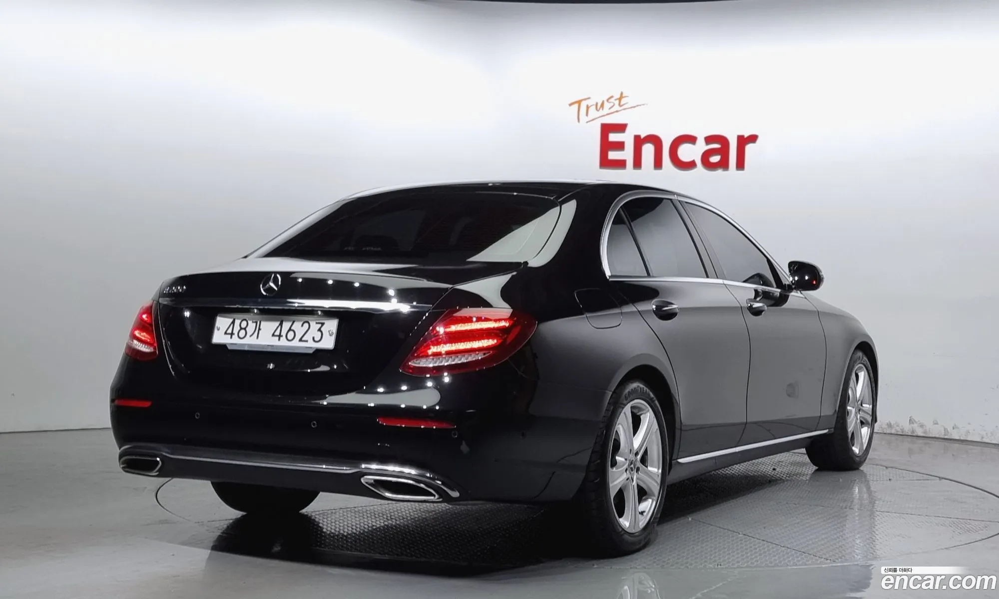 Mercedes-Benz E-Klasse V W213 S213 C238 E200 Avant Garde 2018 - фотография 12401549
