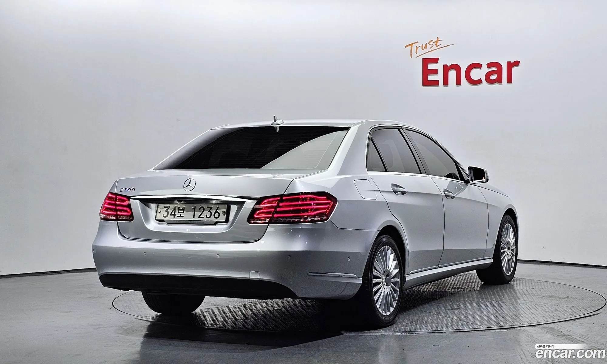 Mercedes-Benz E-Klasse Iv W212 S212 C207 E300 Elegance 2014 - фотография 12676789