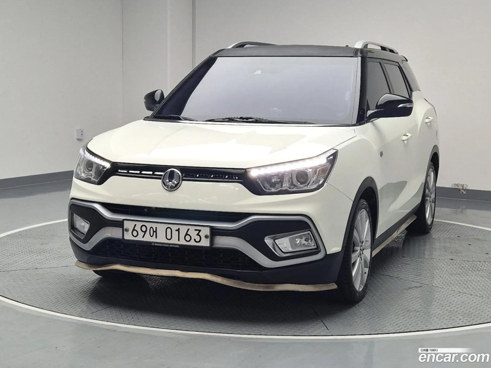 Ssangyong Tivoli Tivoli Diesel Ix 2Wd 2017 - фотография 17261724