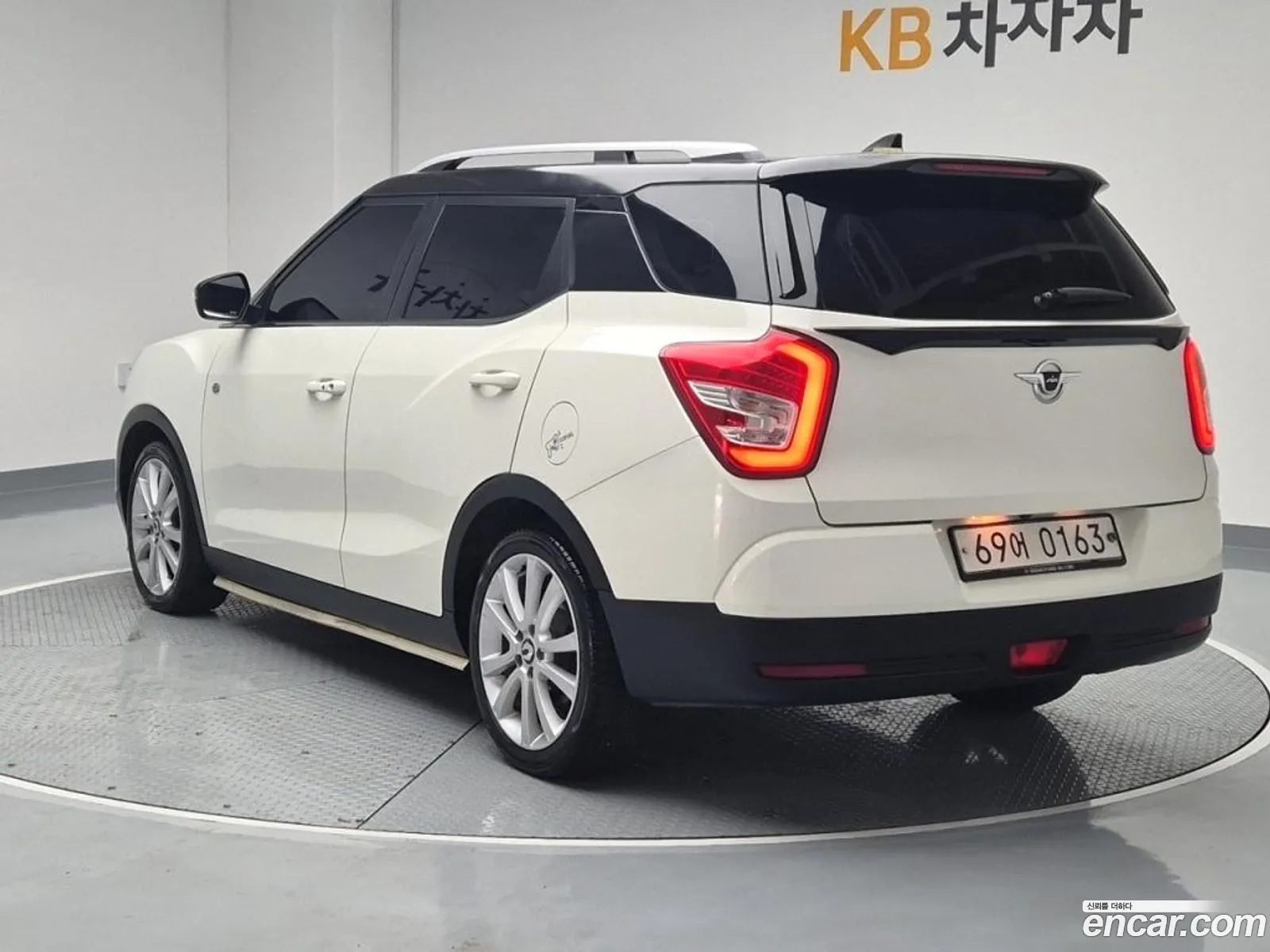 Ssangyong Tivoli Tivoli Diesel Ix 2Wd 2017 - фотография 17261725