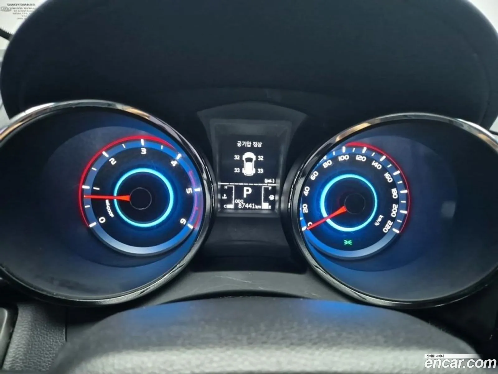 Ssangyong Tivoli Tivoli Diesel Ix 2Wd 2017 - фотография 17261729
