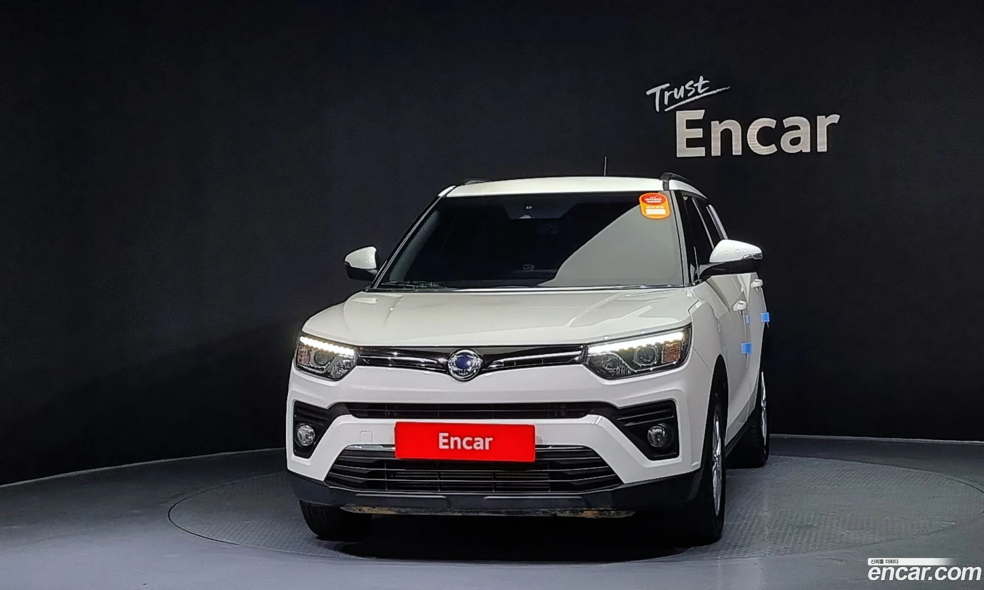 Ssangyong Tivoli Tivoli Gasoline 15 2Wd 2020 - фотография 8095106
