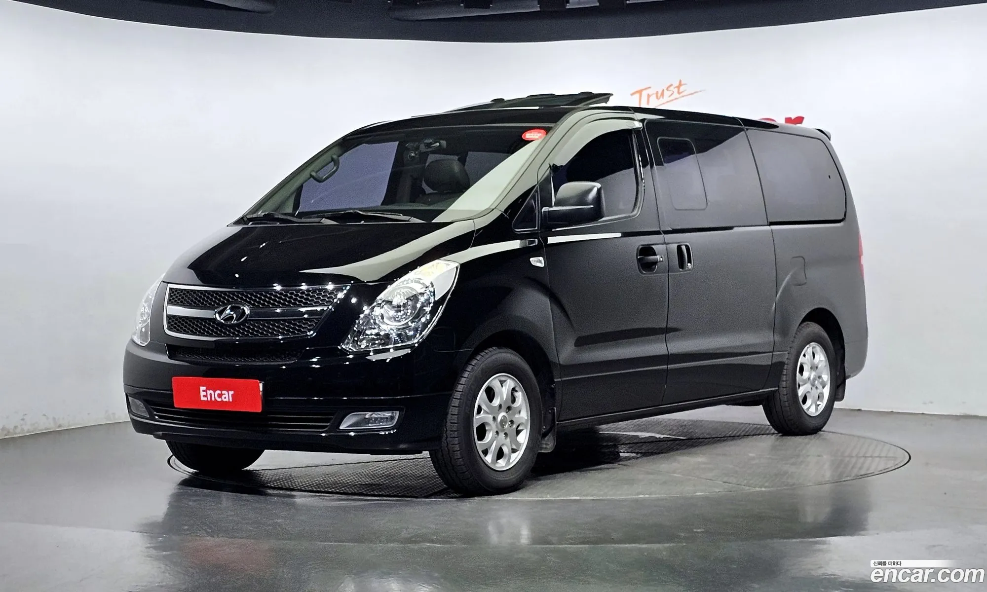 Hyundai Grand Starex 12-Seater Wagon Cvx Luxury - фотография 14699131