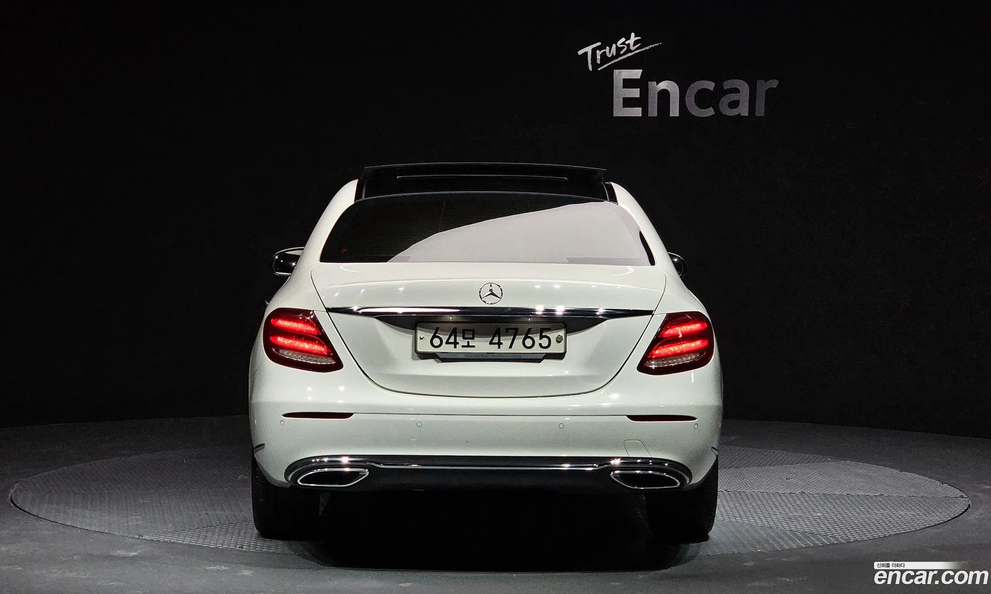 Mercedes-Benz E-Klasse V W213 S213 C238 E220D 4Matic Exclusive 2019 - фотография 13622290