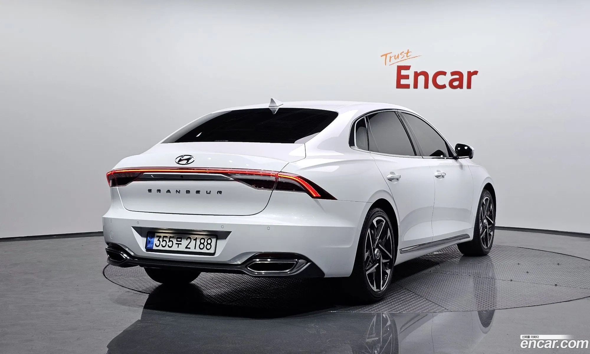 Hyundai Grandeur 30 Lpi 2023 - фотография 12083345