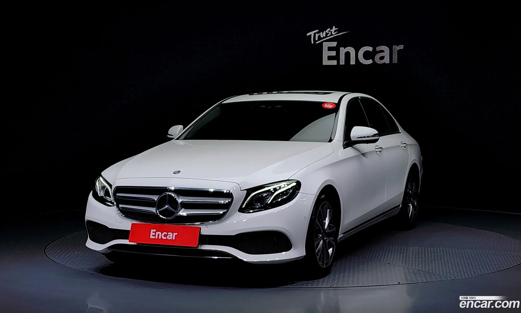 Mercedes-Benz E-Klasse V W213 S213 C238 E300 4Matic Avant Garde 2019 - фотография 14046496