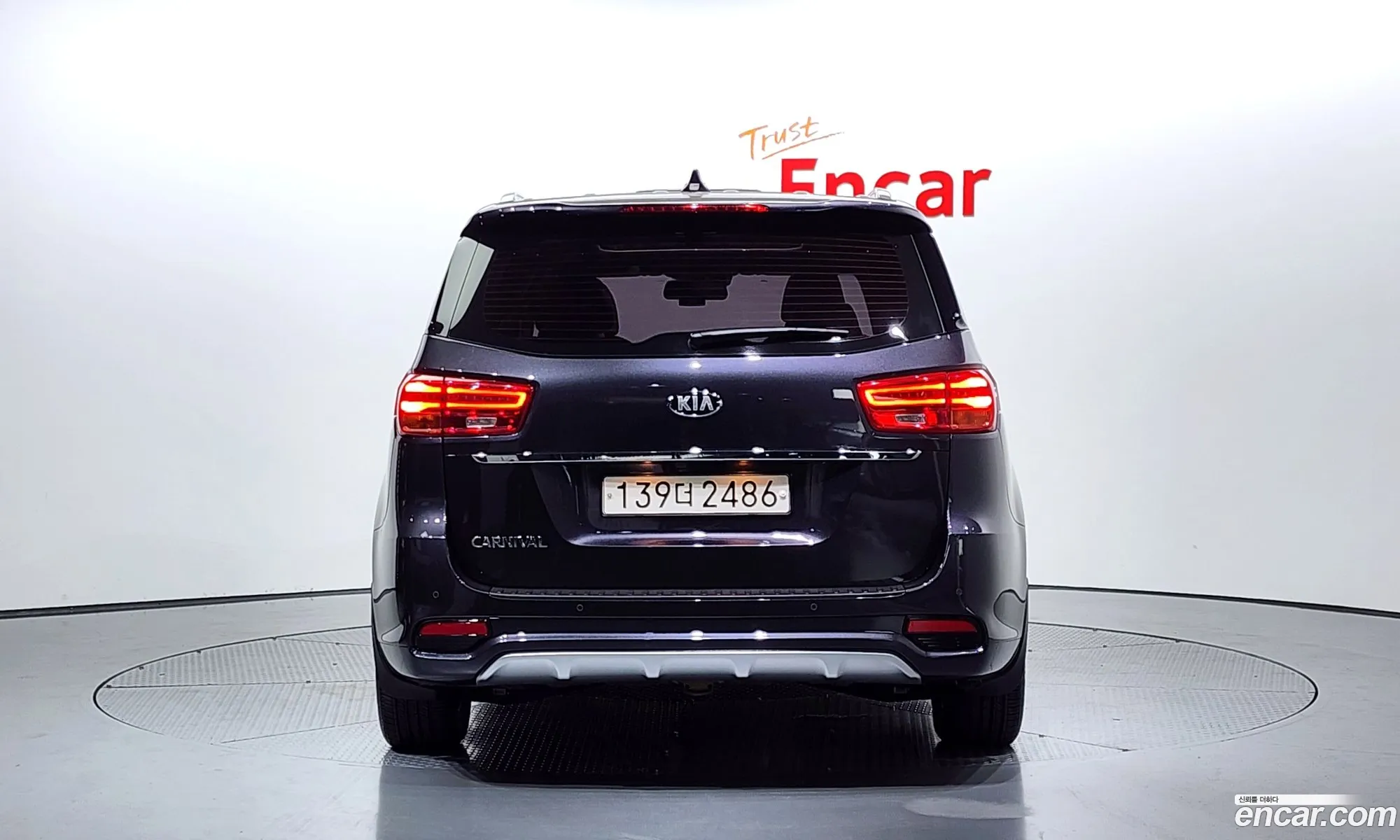 Kia Carnival Iii 9-Seater Noblesse Special 2019 - фотография 17224036