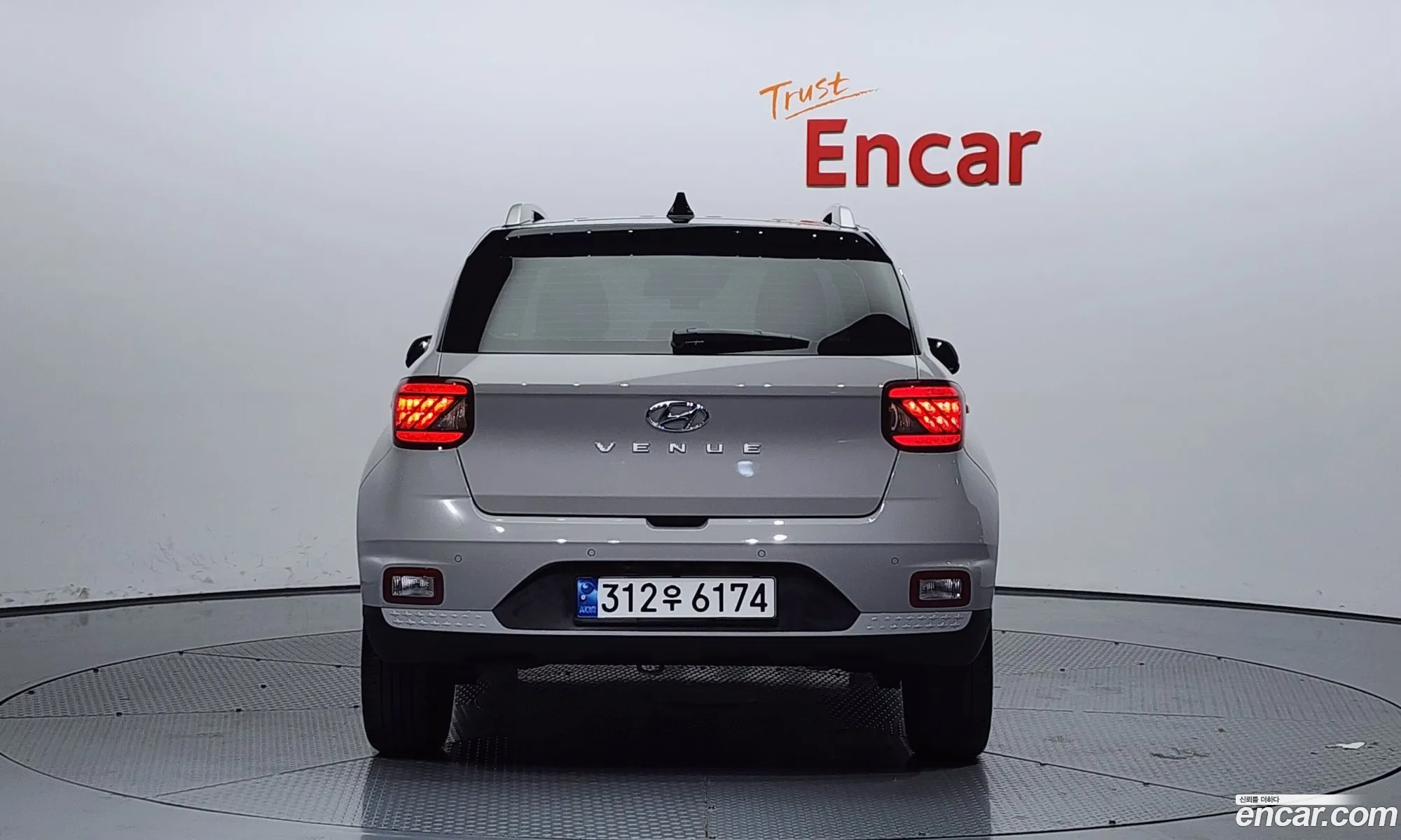 Hyundai Venue I 16 Flux 2022 - фотография 11552779