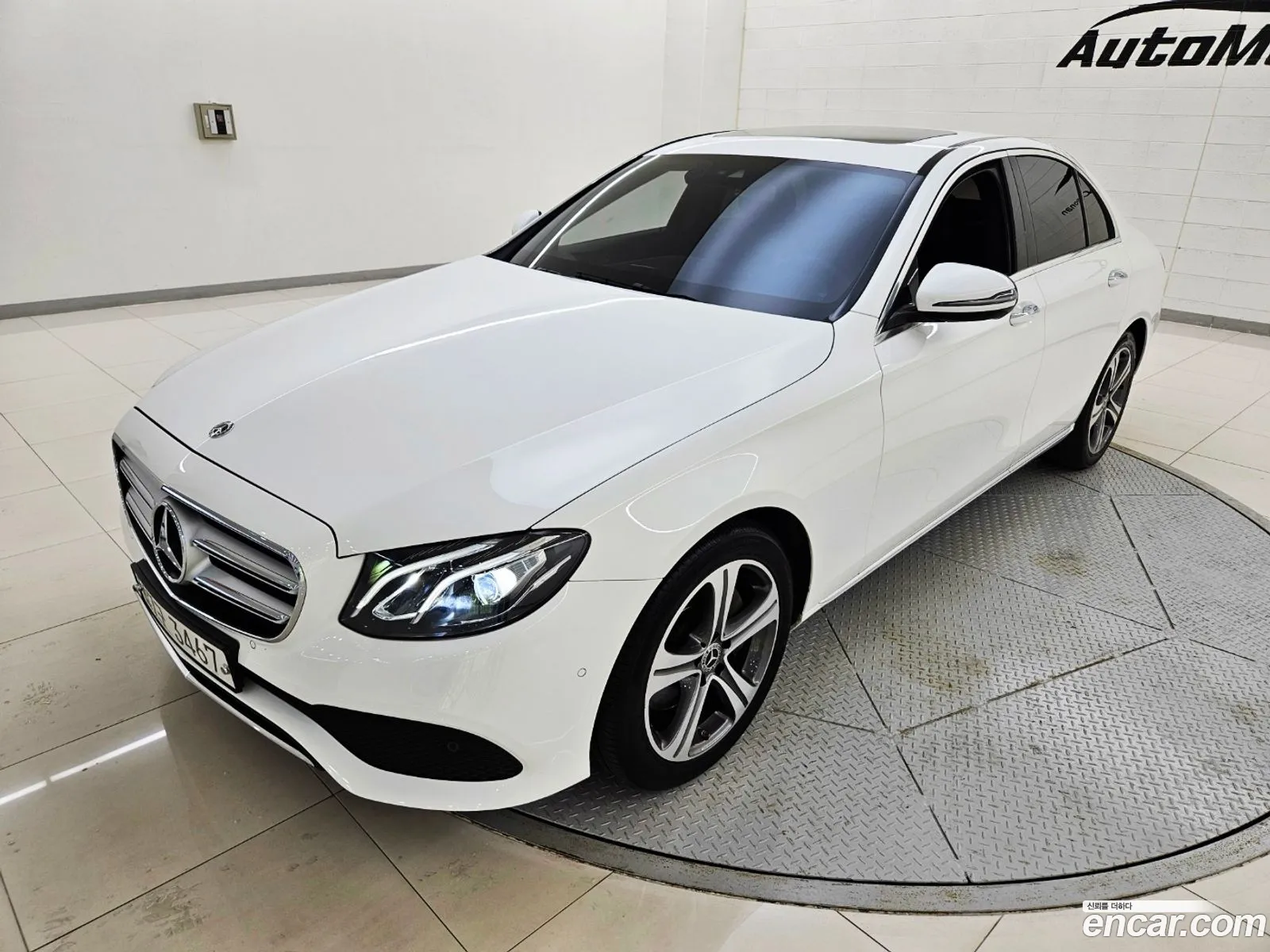 Mercedes-Benz E-Klasse V W213 S213 C238 E300 Avantgarde 2019 - фотография 12681178