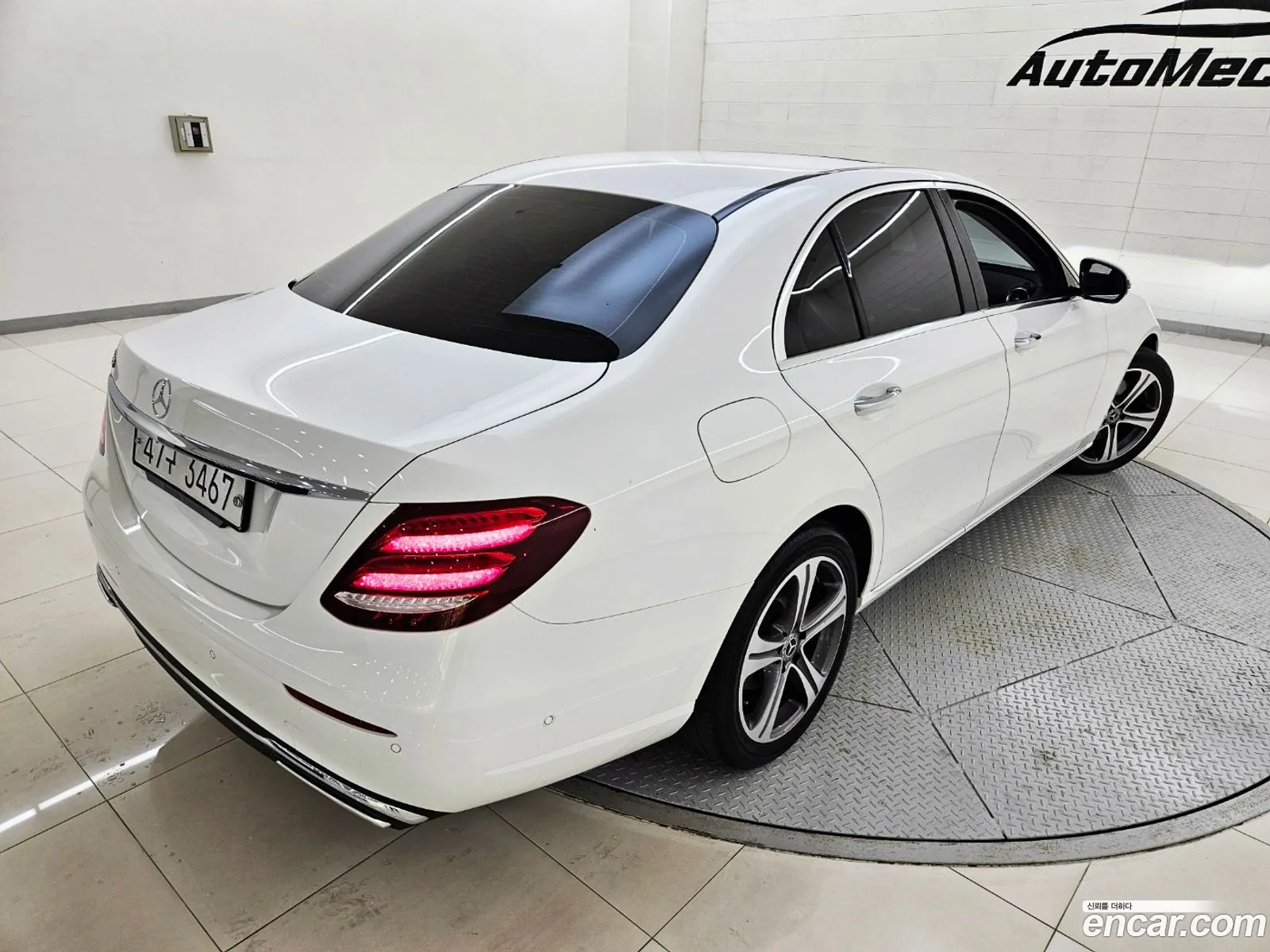 Mercedes-Benz E-Klasse V W213 S213 C238 E300 Avantgarde 2019 - фотография 12681180