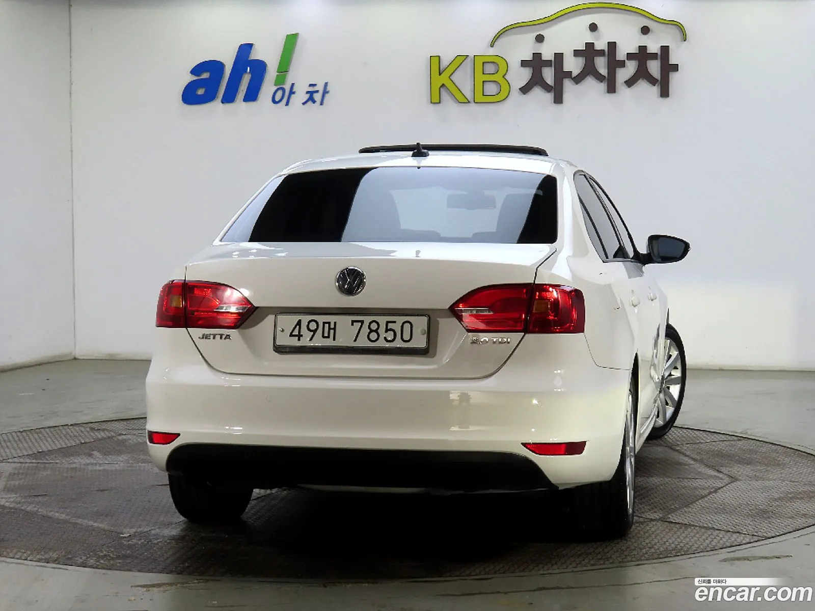 Volkswagen Jetta 20 Tdi 2013 - фотография 4869378