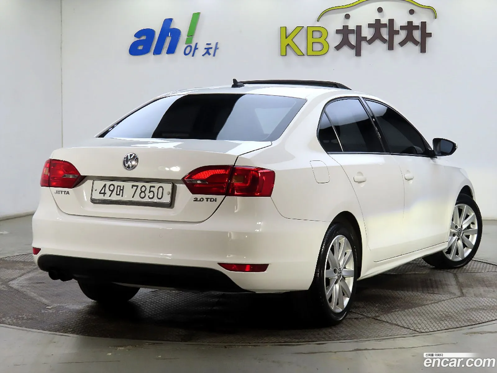 Volkswagen Jetta 20 Tdi 2013 - фотография 4869380