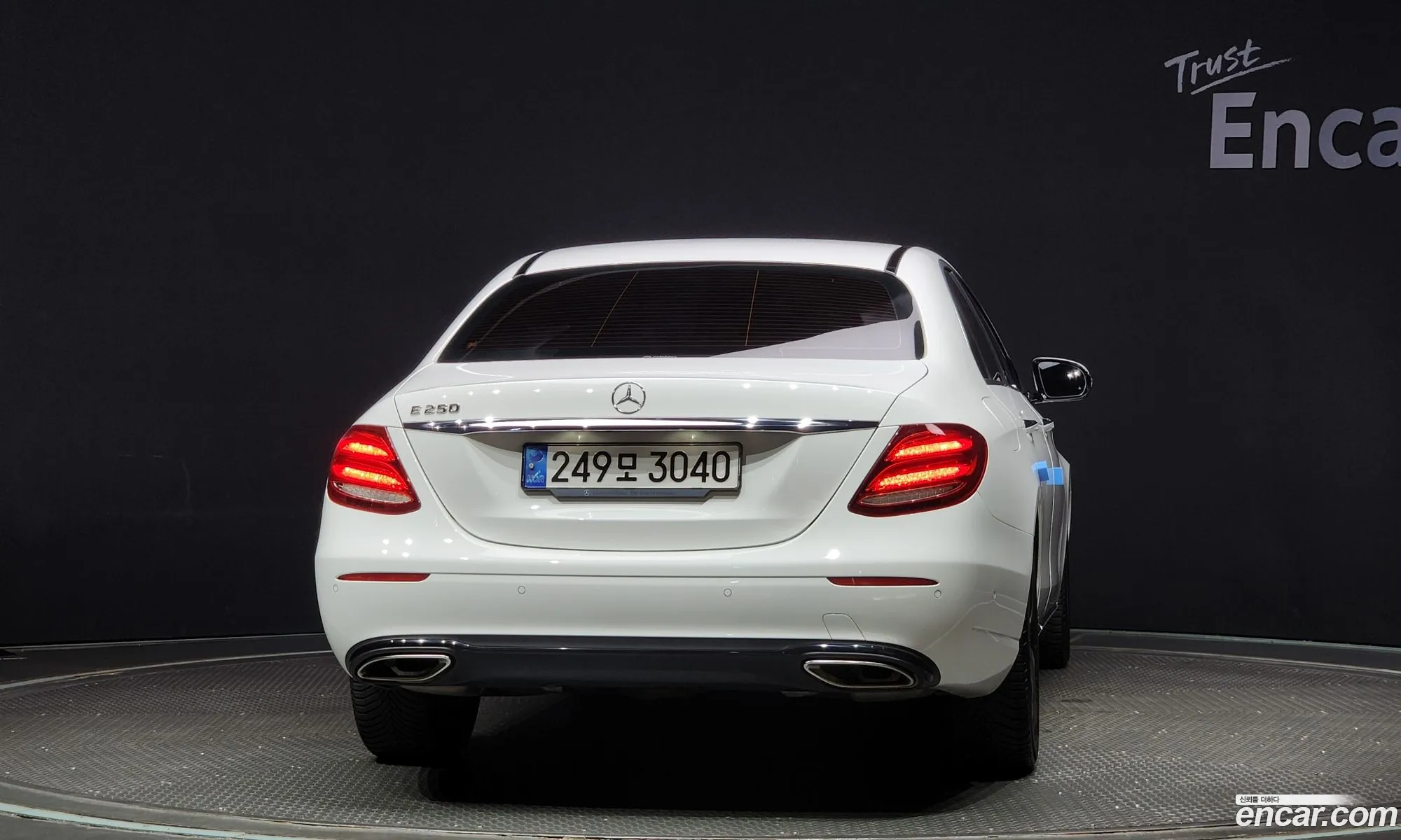Mercedes E-Class W213 E250 Avantgarde - фотография 12585751