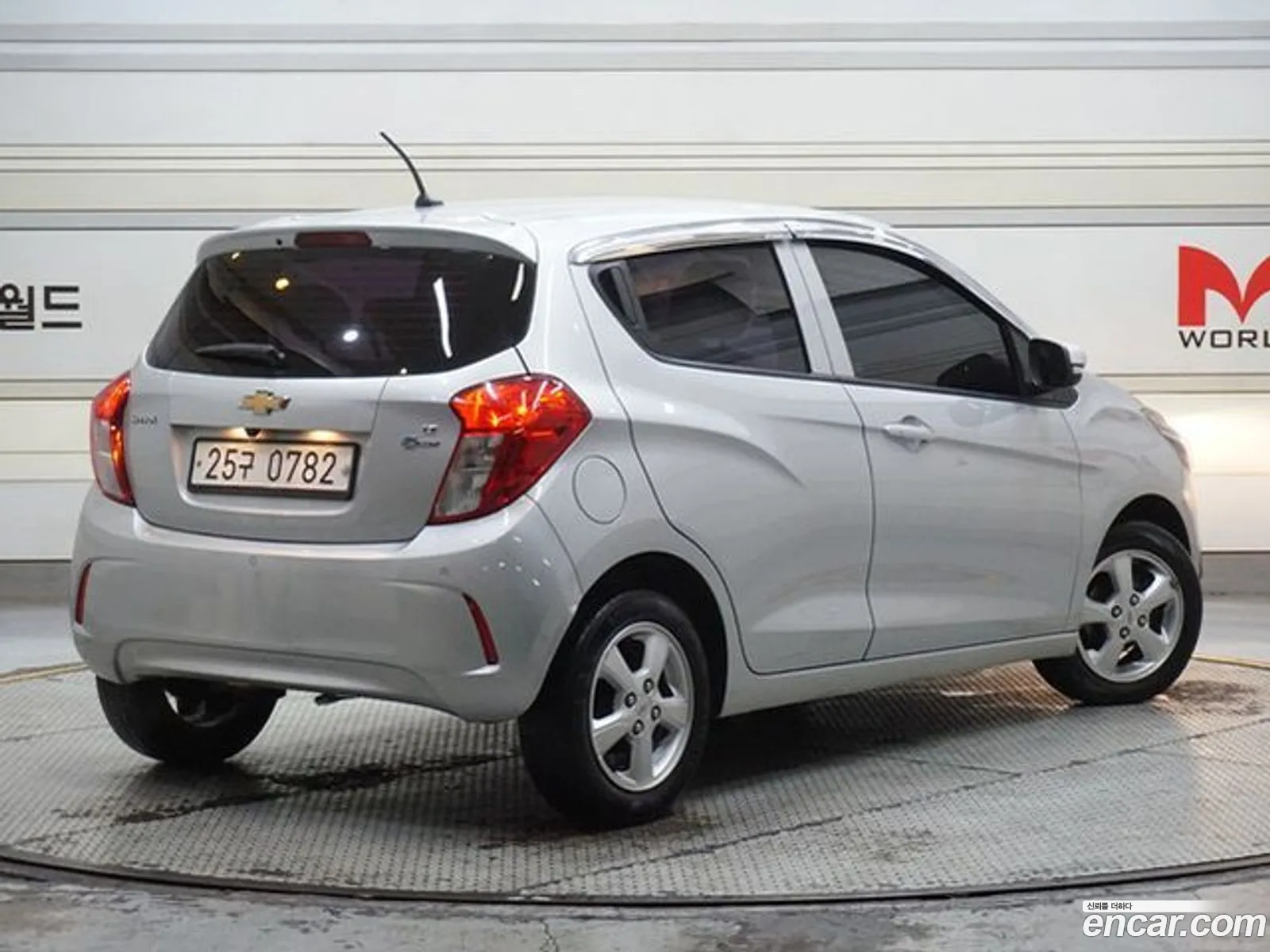 Chevrolet Spark Ltz 2016 - фотография 5666475