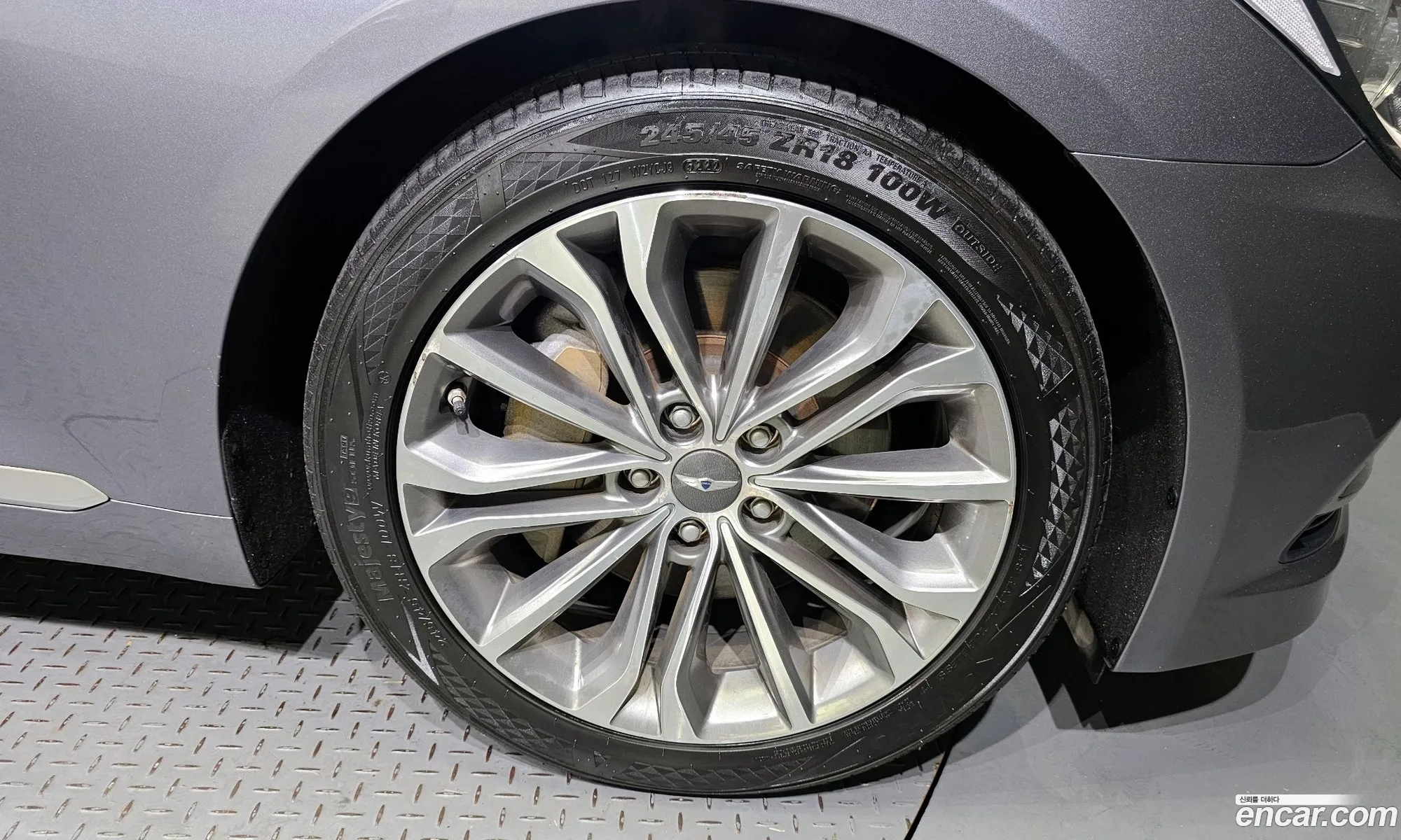 Hyundai Genesis Ii G330 Premium Awd 2015 - фотография 12003163