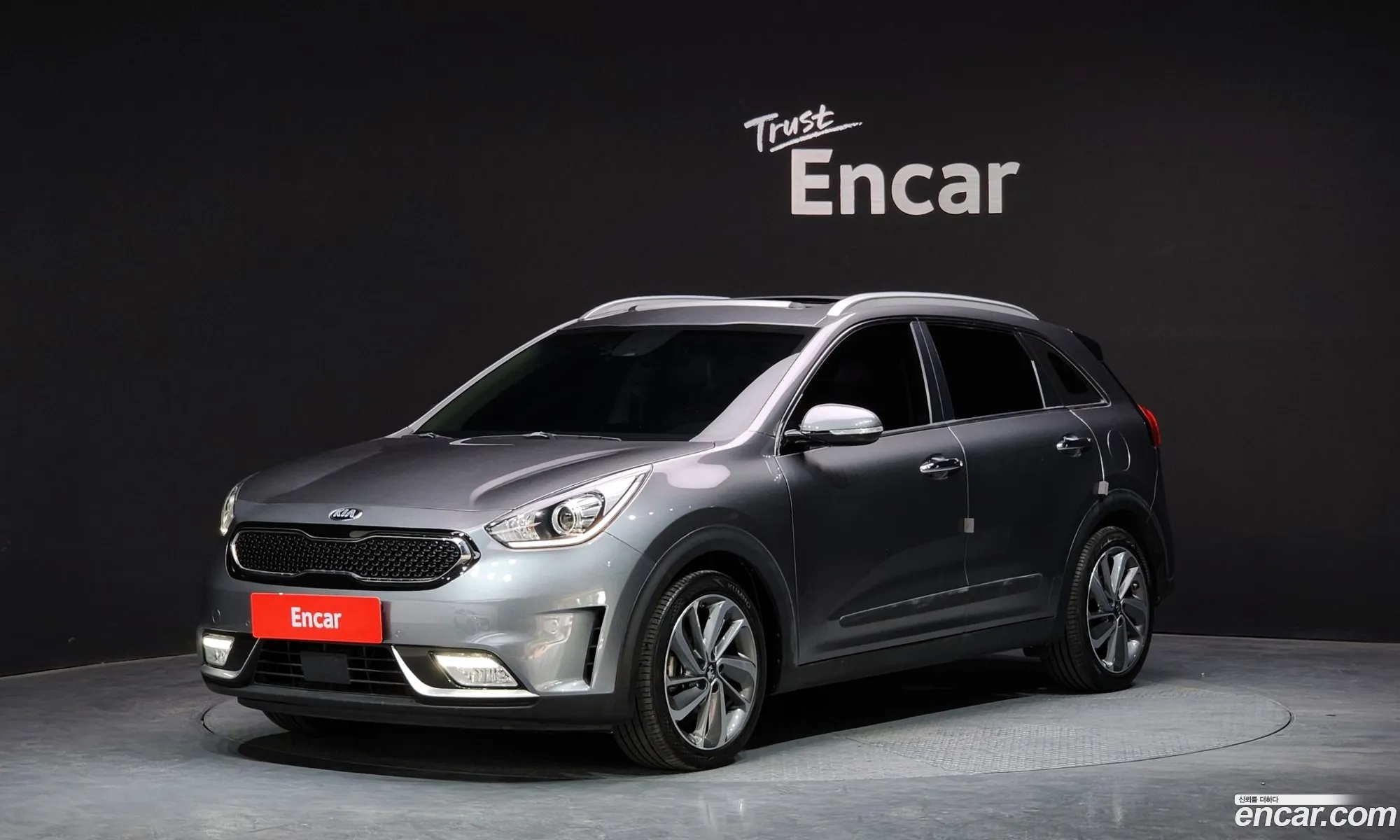 Kia Niro I Nobless 2017 - фотография 11992524
