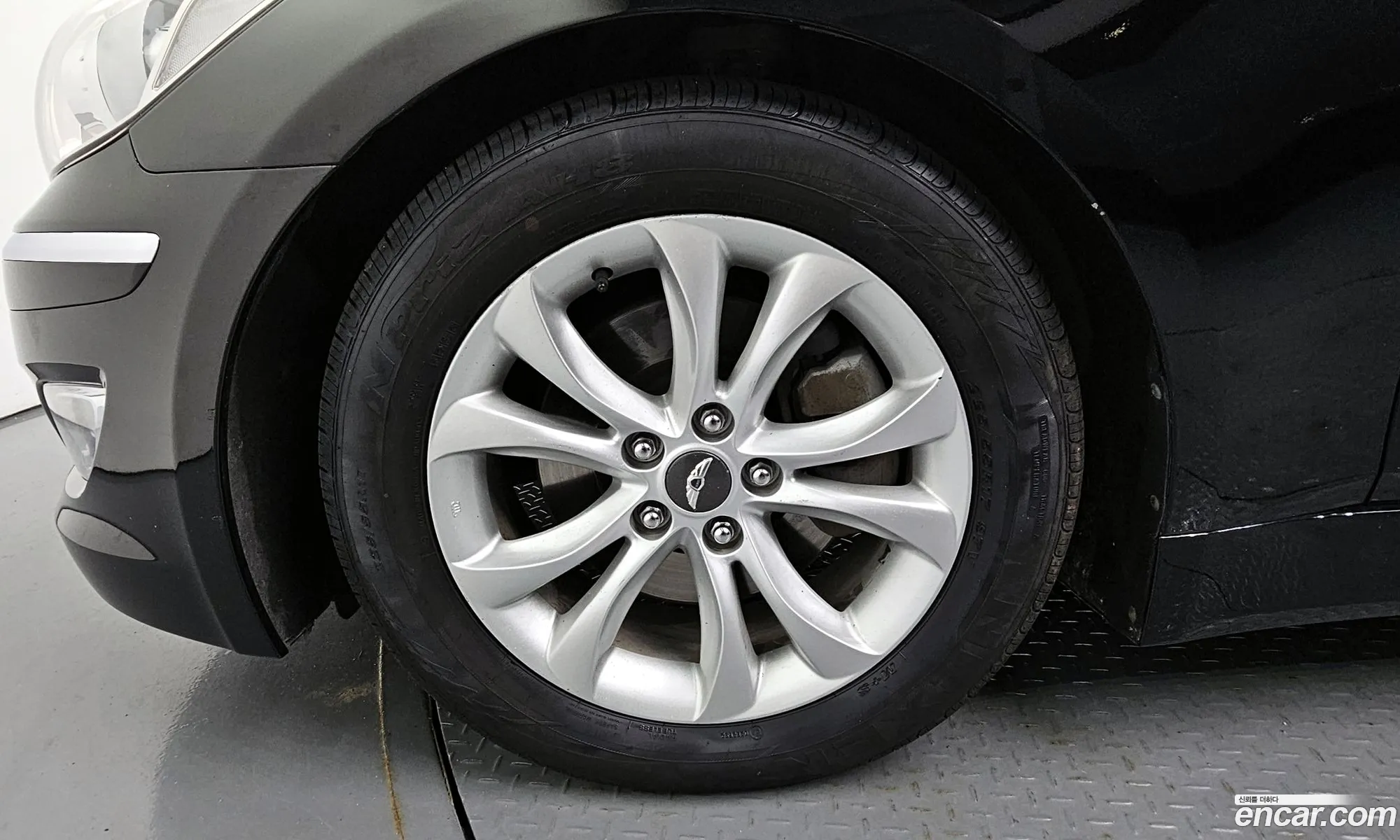 Hyundai Genesis Bh330 Modern 2013 - фотография 11376935
