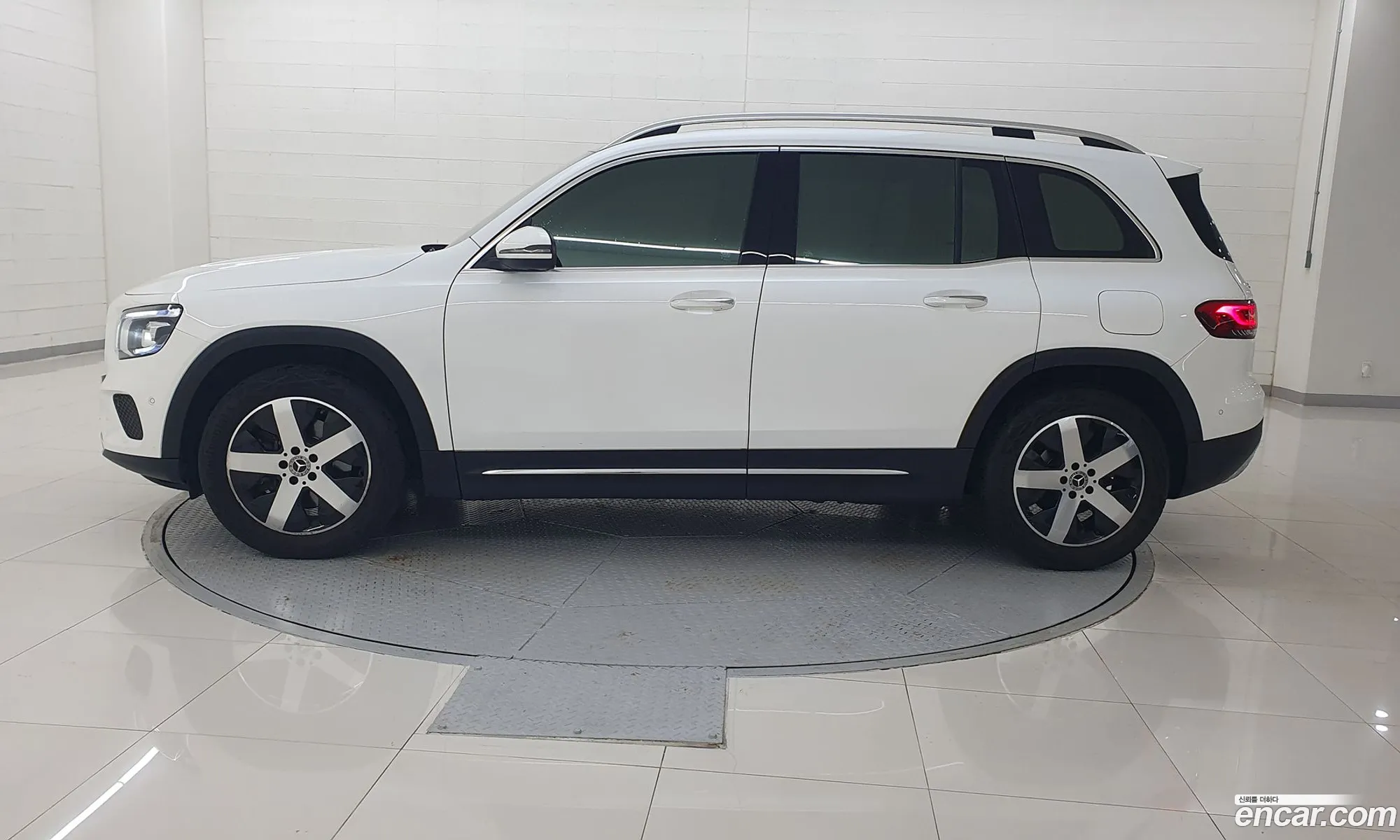 Mercedes-Benz Glb I X247 Glb220 2020 - фотография 14163131