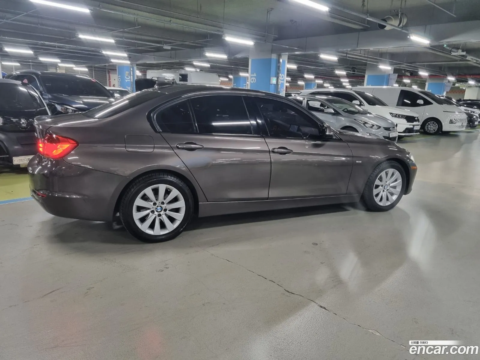 BMW 3Er 320I Modern 2012 - фотография 7425