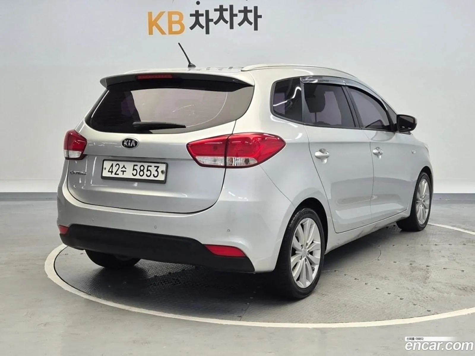 Kia Carens Iii Rp 20 Lpi Prestige 2015 - фотография 12551771