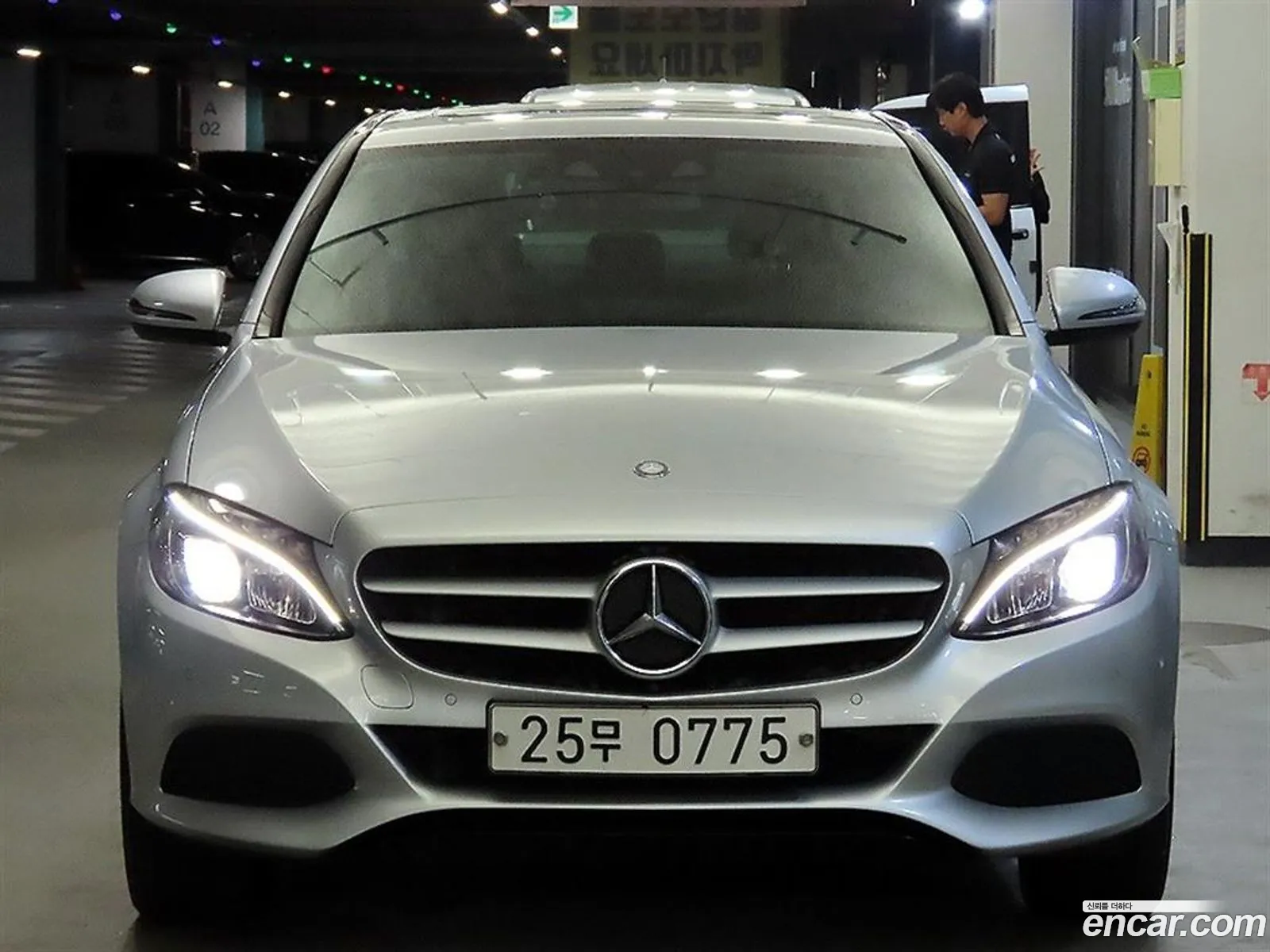 Mercedes-Benz C-Klasse Iv W205 C200 2016 - фотография 12014688