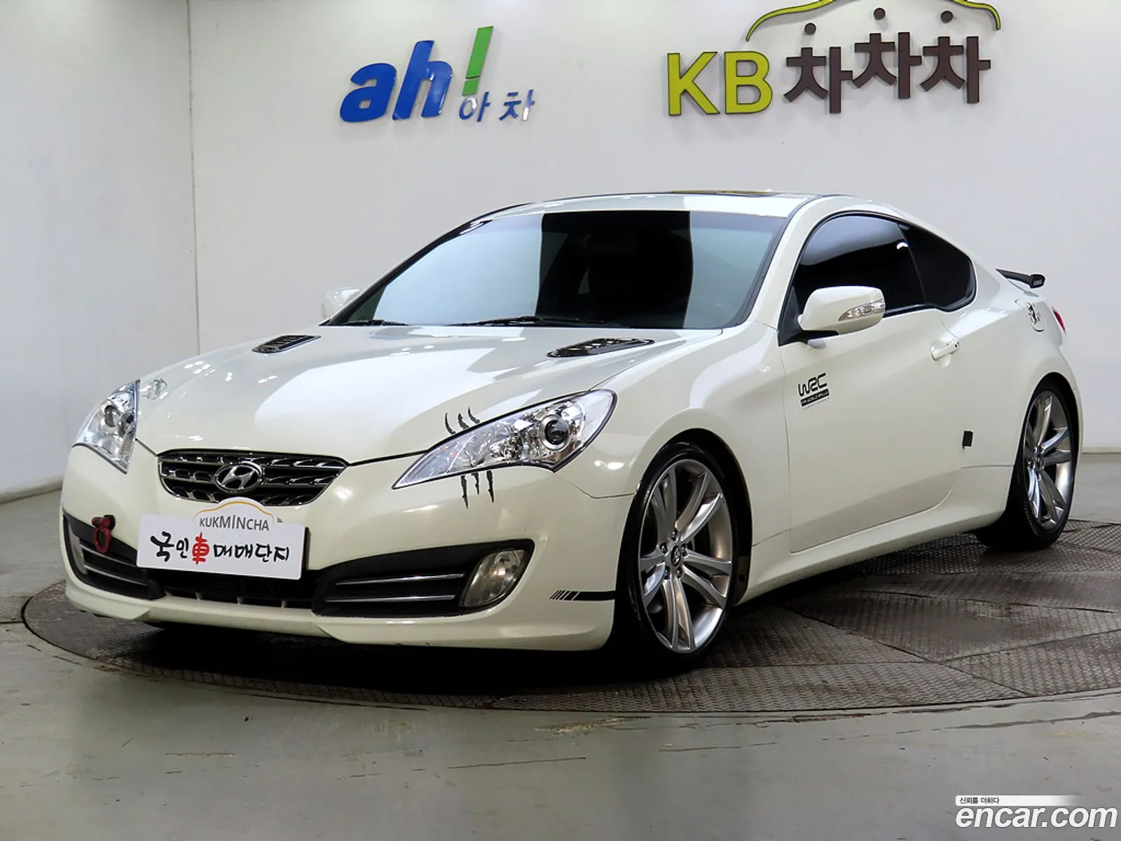 Hyundai Genesis I 200 Turbo P 2011 - фотография 16029023