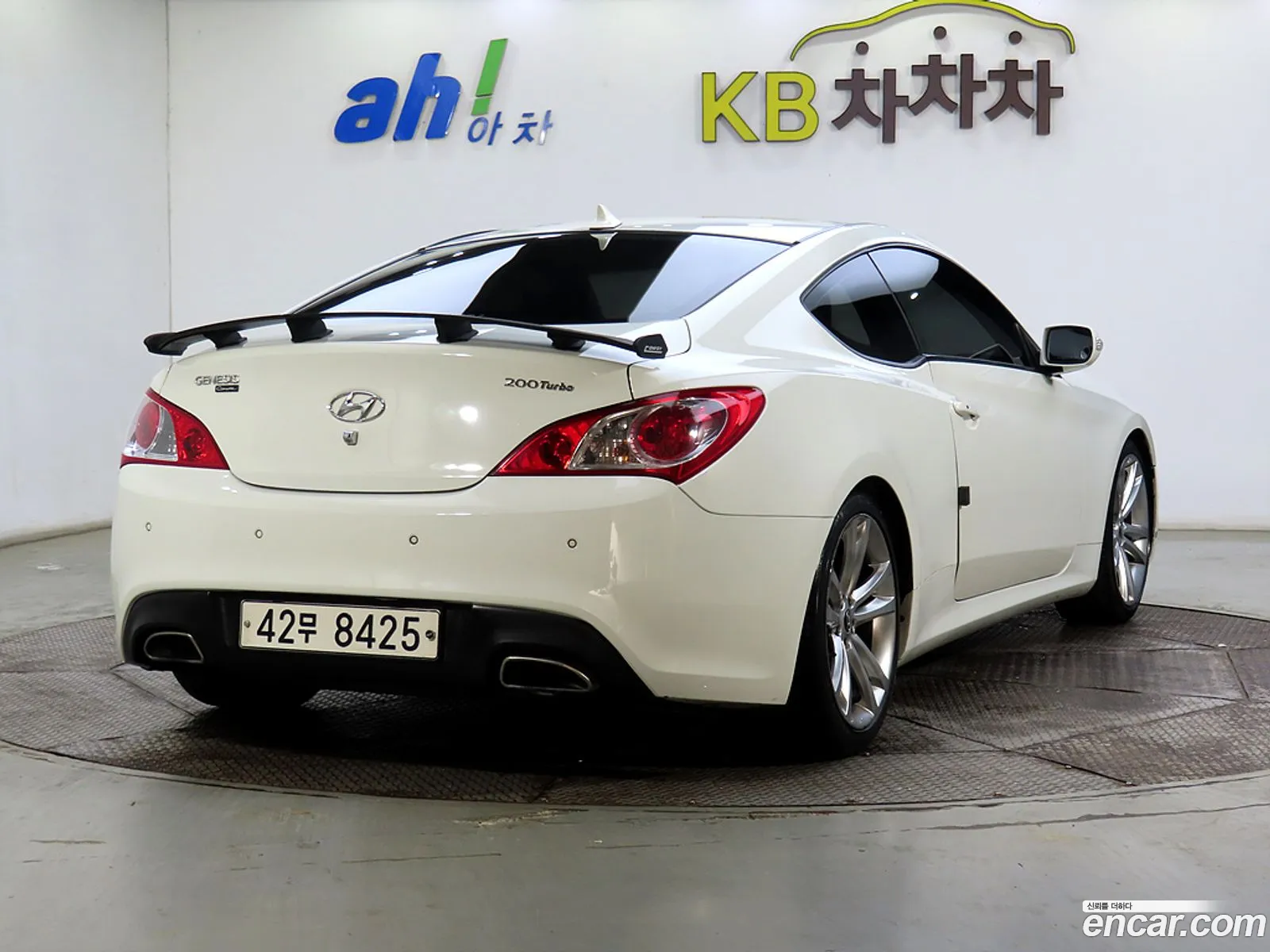 Hyundai Genesis I 200 Turbo P 2011 - фотография 16029026