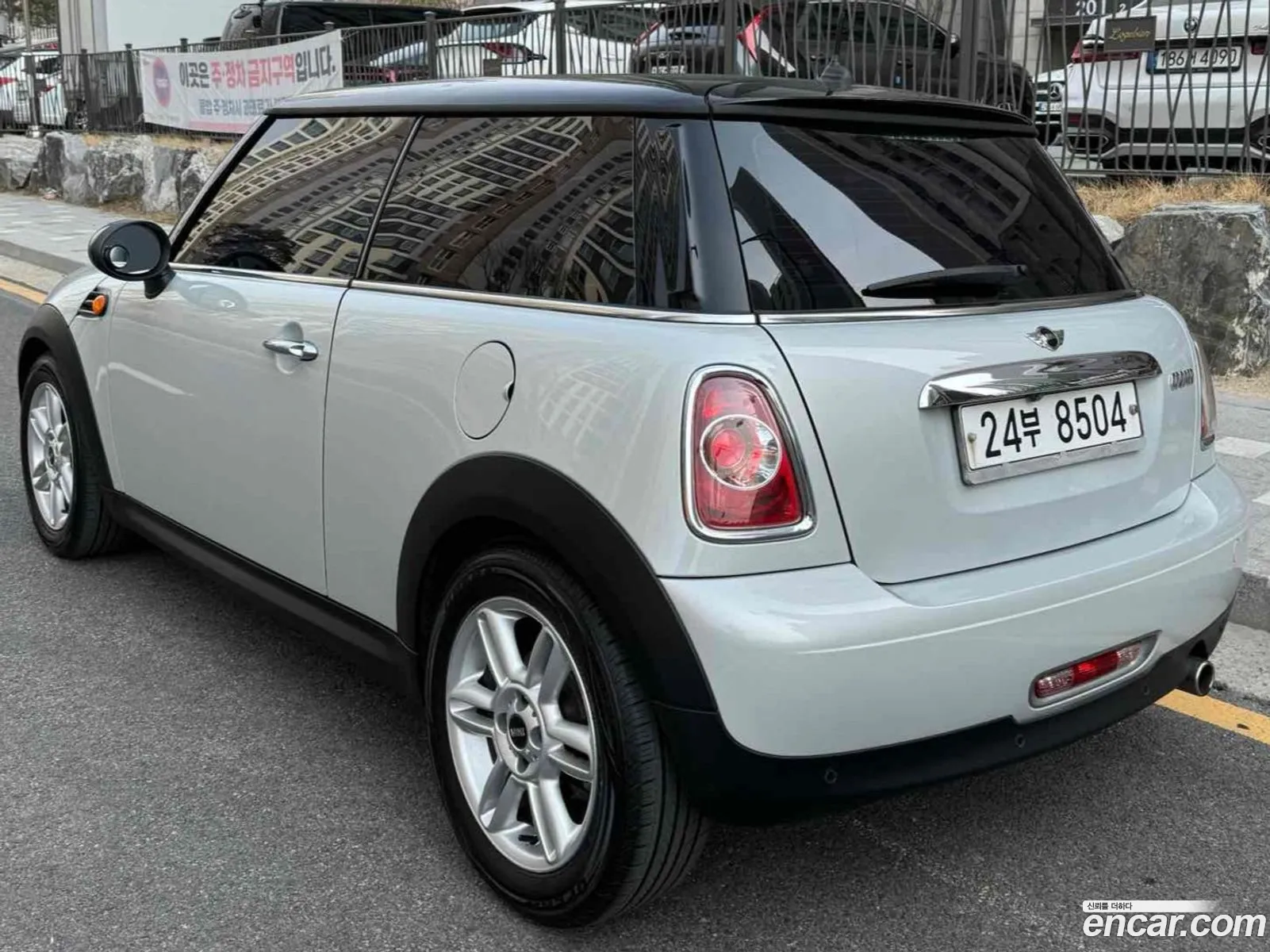 Mini Cooper Basic Type 2013 - фотография 4859384