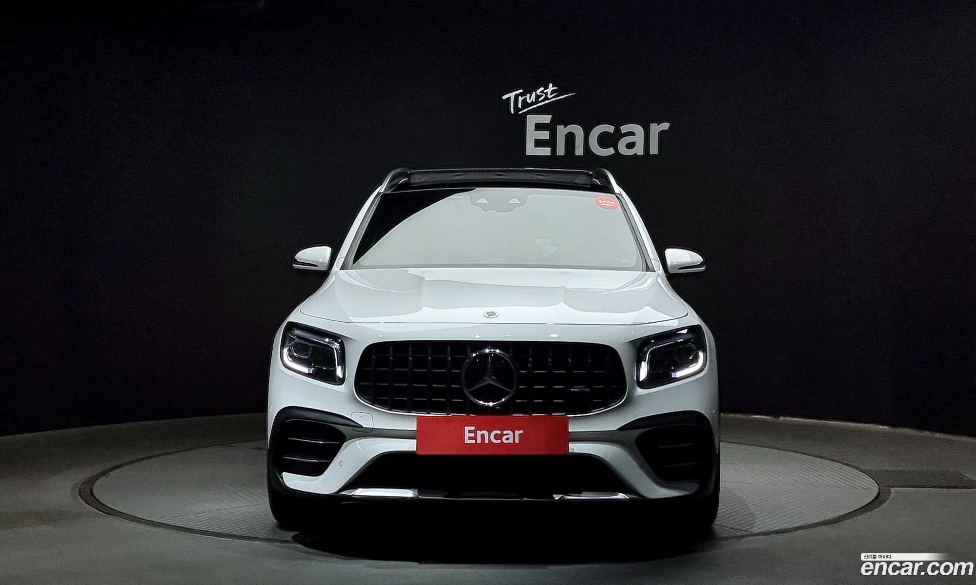 Mercedes-Benz Glb Amg Glb35 4Matic 2023 - фотография 12040437
