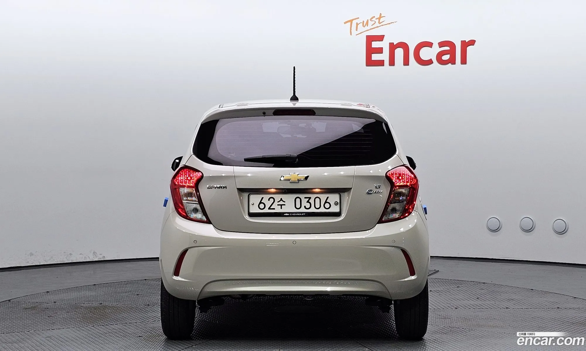 Chevrolet Spark Iv Lt 2017 - фотография 4970739