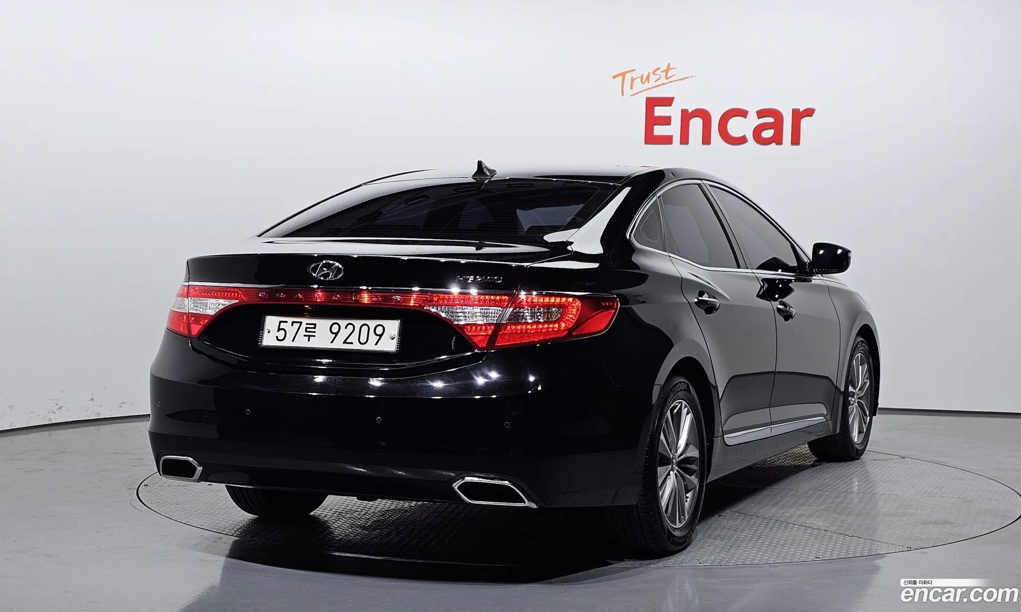 Hyundai Grandeur Hg240 Modern 2015 - фотография 19479314