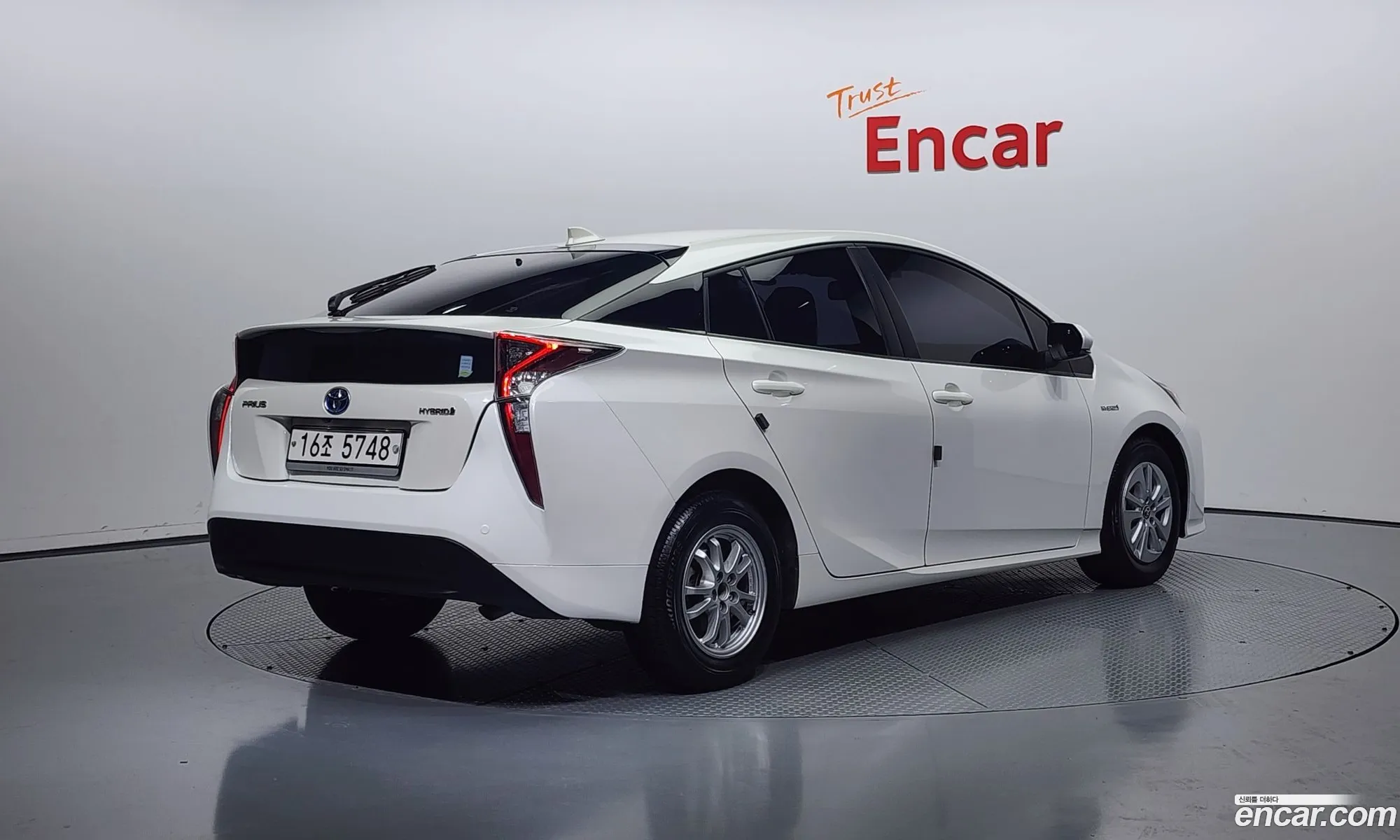 Toyota Prius Iv Xw50 18E 2018 - фотография 14768941