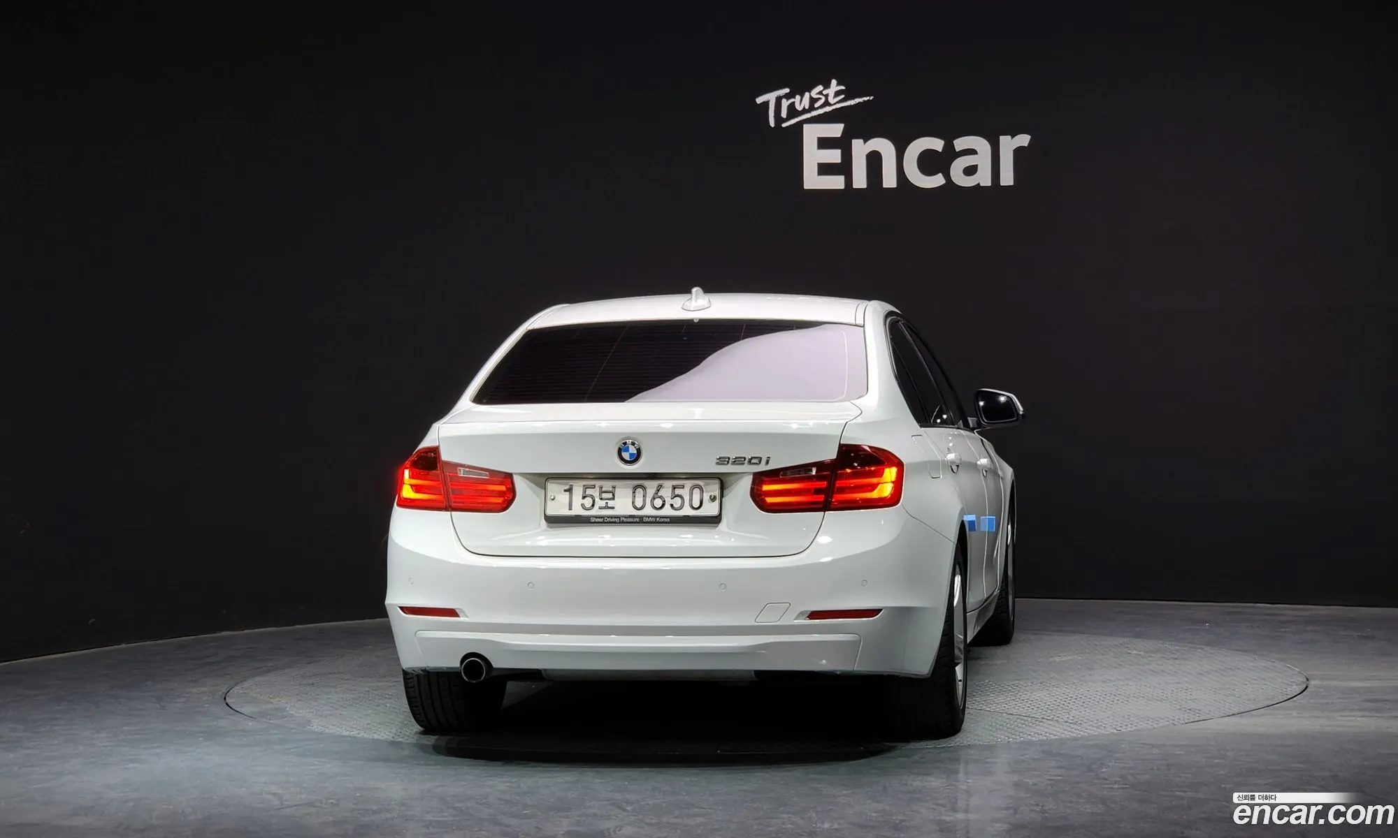 BMW 3Er 320I 2012 - фотография 15143511