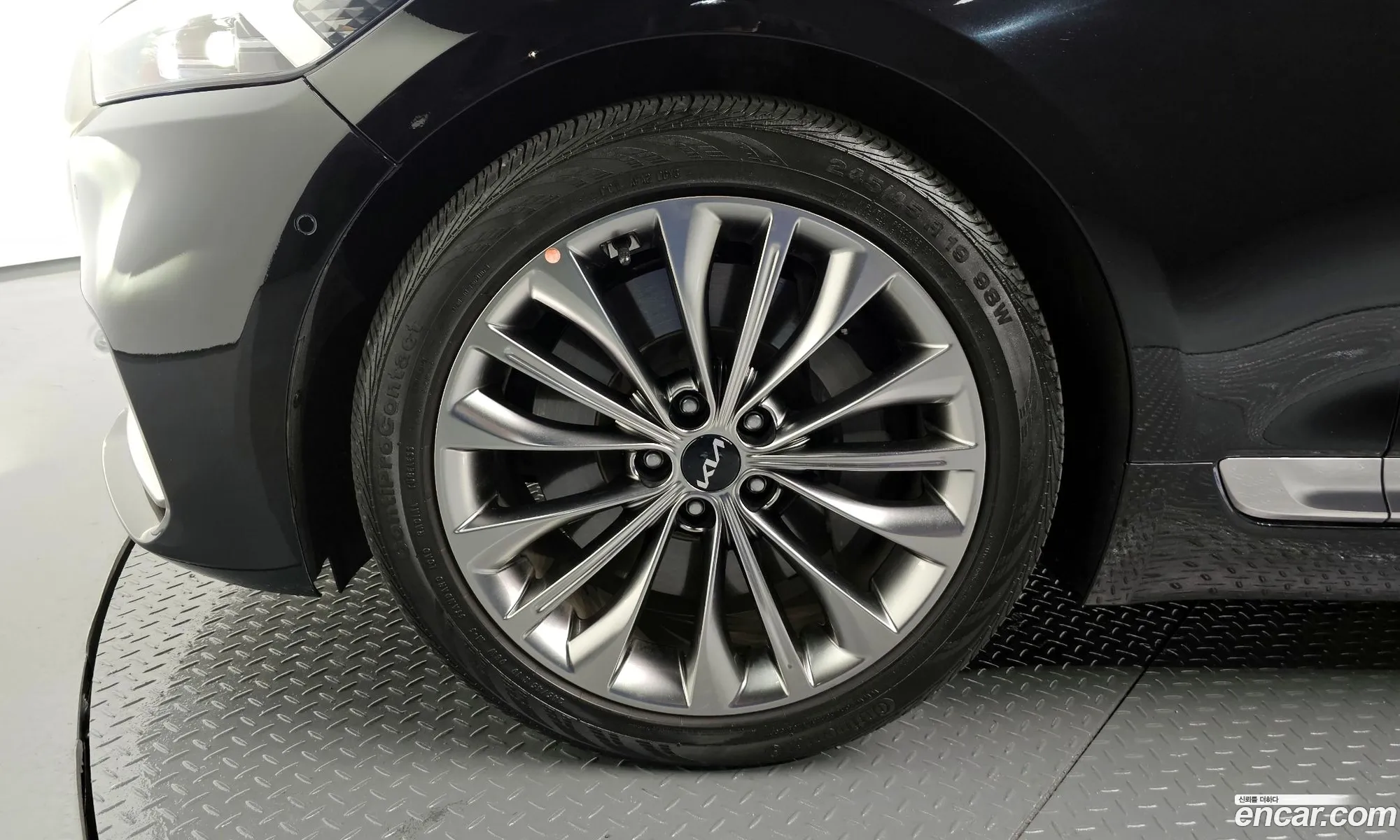 Kia K9 33 T-Gdi Awd 2023 - фотография 12504035