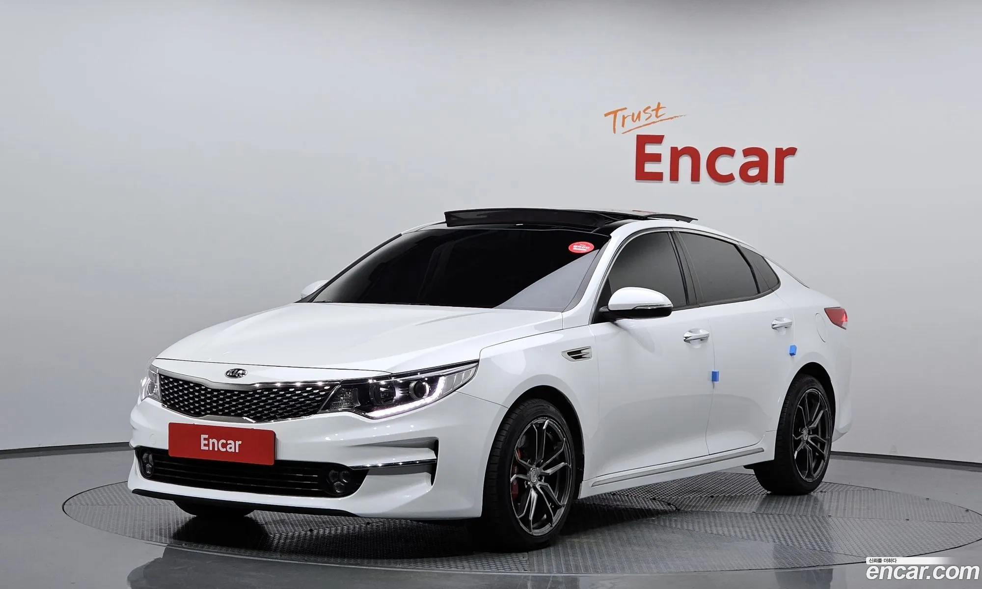 Kia K5 Ii 17 Diesel Mx 2016 - фотография 11517810