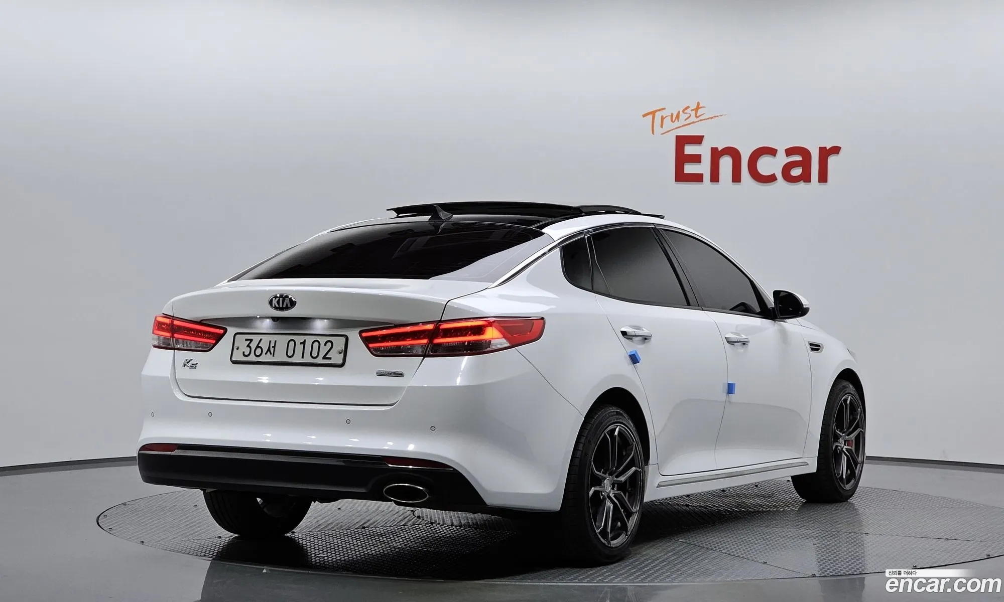 Kia K5 Ii 17 Diesel Mx 2016 - фотография 11517811