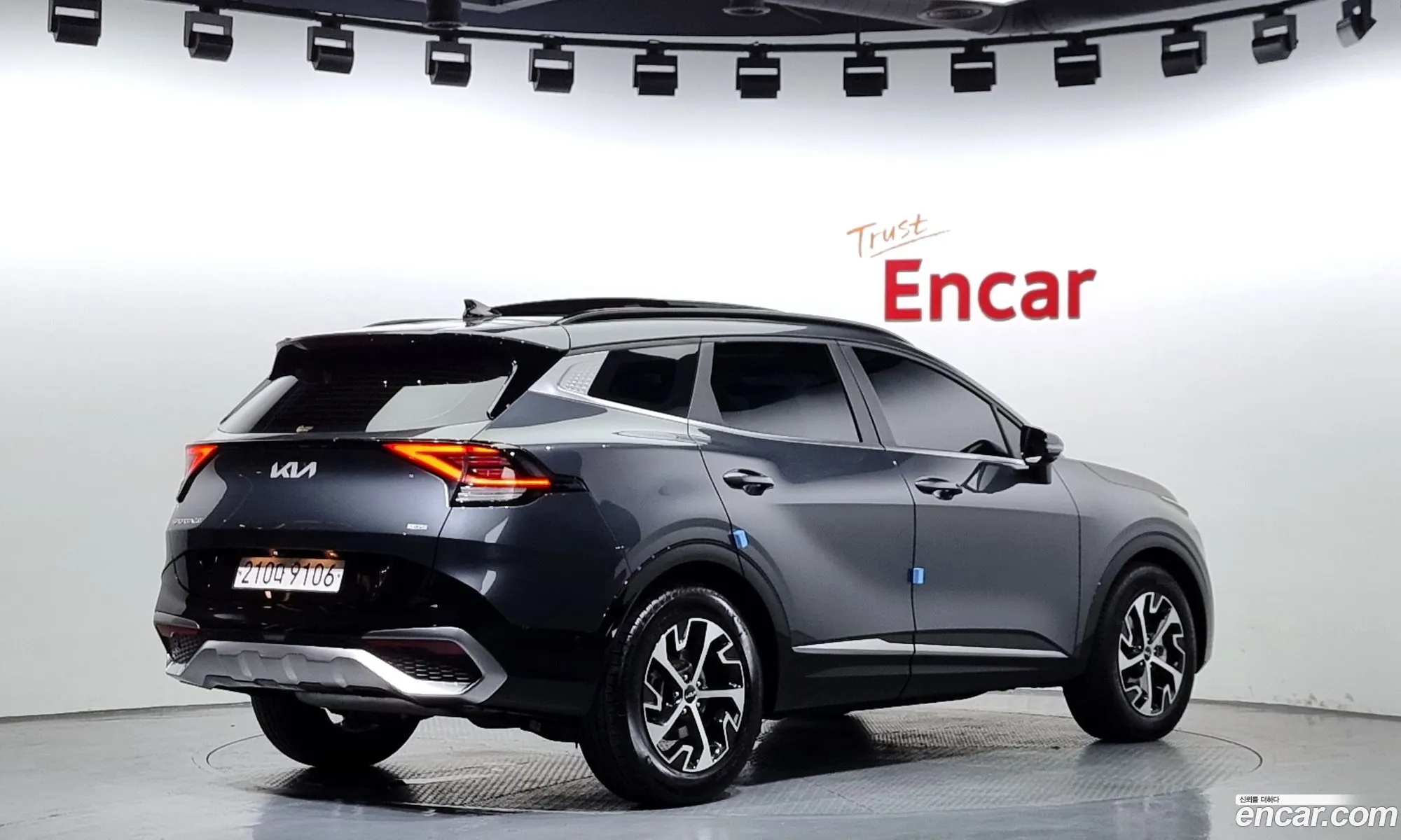 Kia Sportage Signature 2Wd 2023 - фотография 11216249