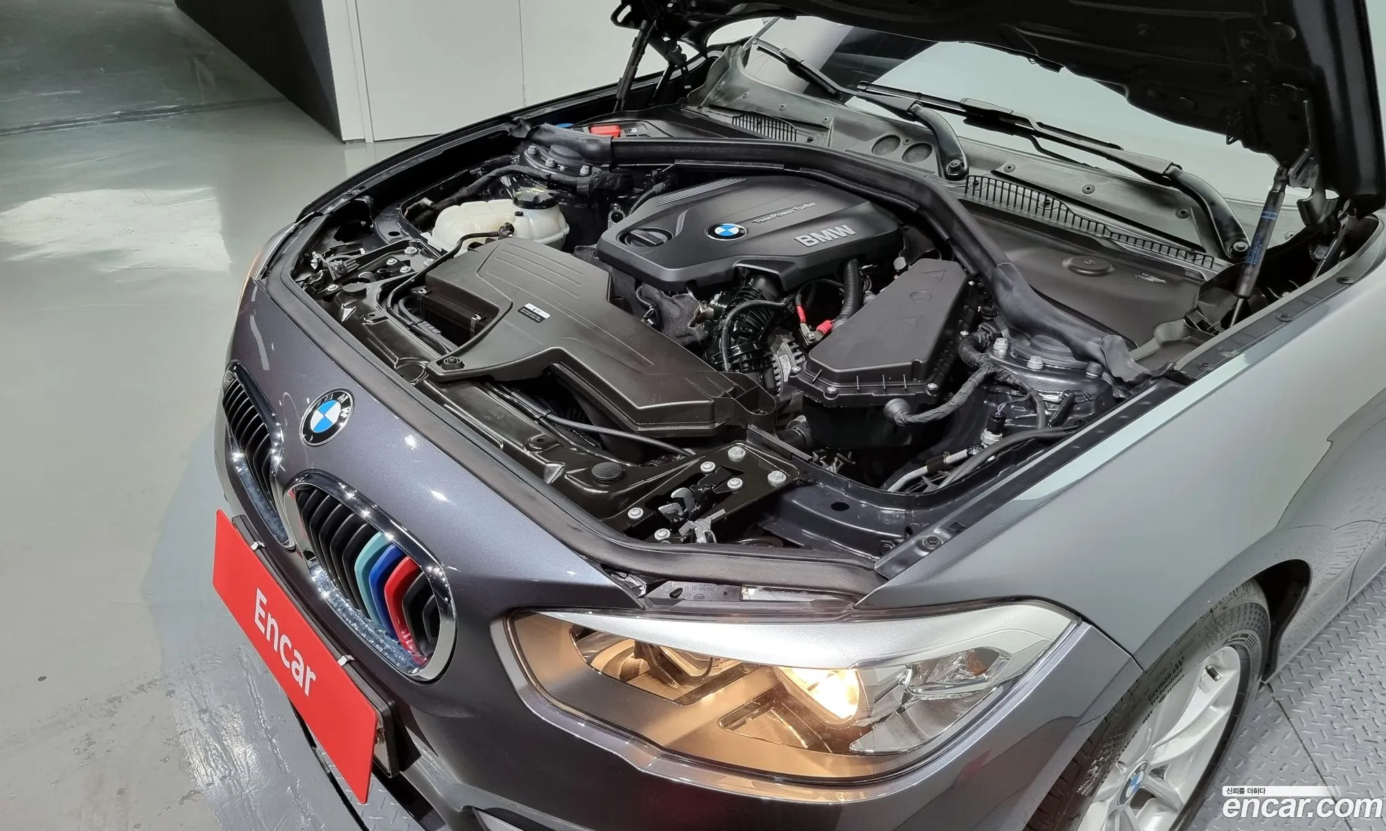 BMW 1Er 118D Joy 5 Door 2018 - фотография 17191772