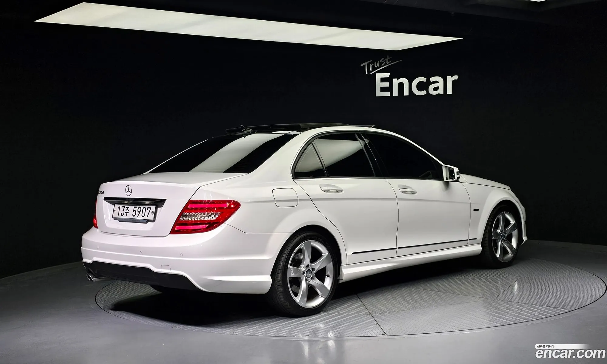Mercedes-Benz C-Klasse C200 Avantgarde Edition C 2014 - фотография 18984842